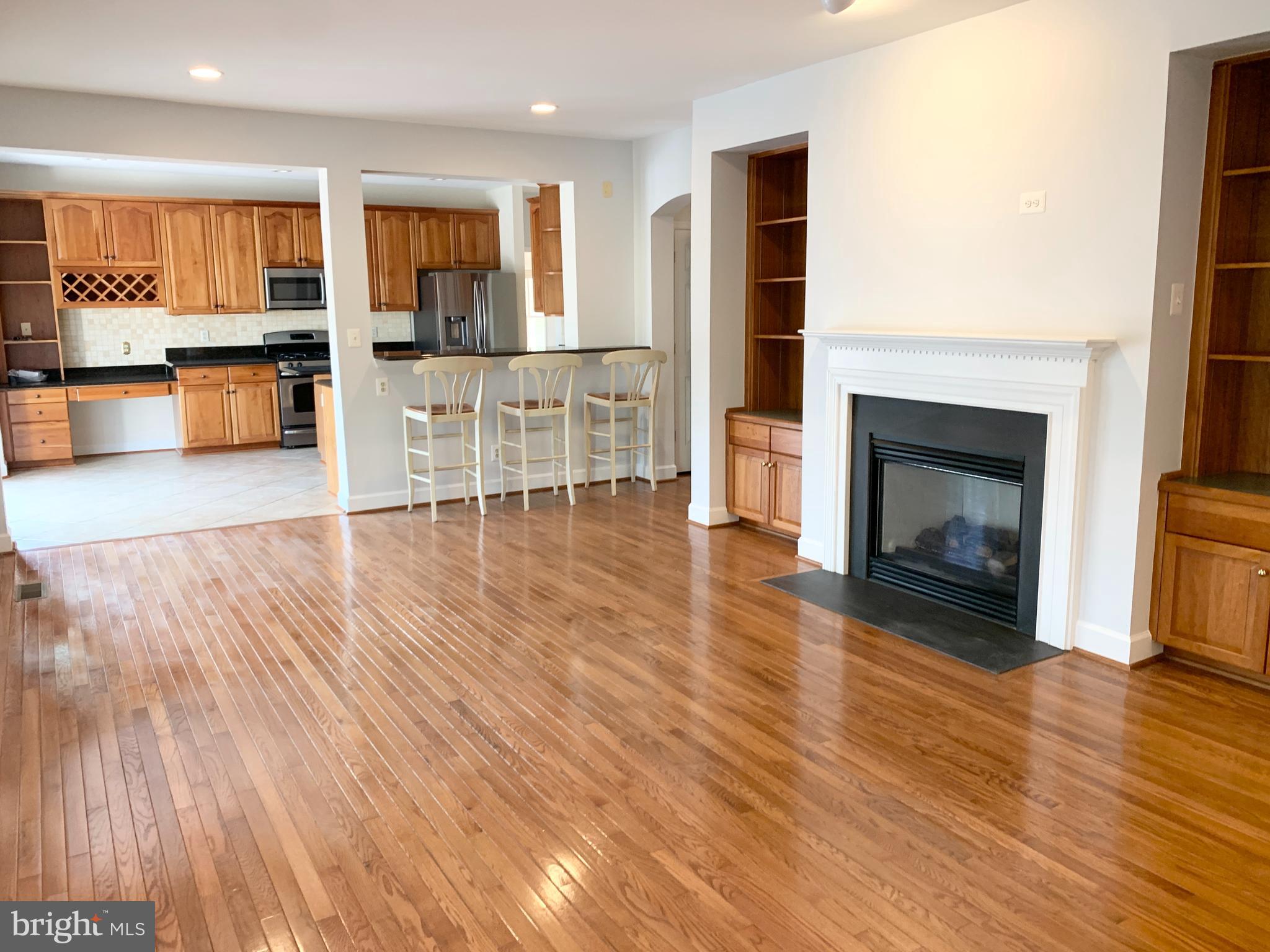 KENTLANDS - Residential Lease