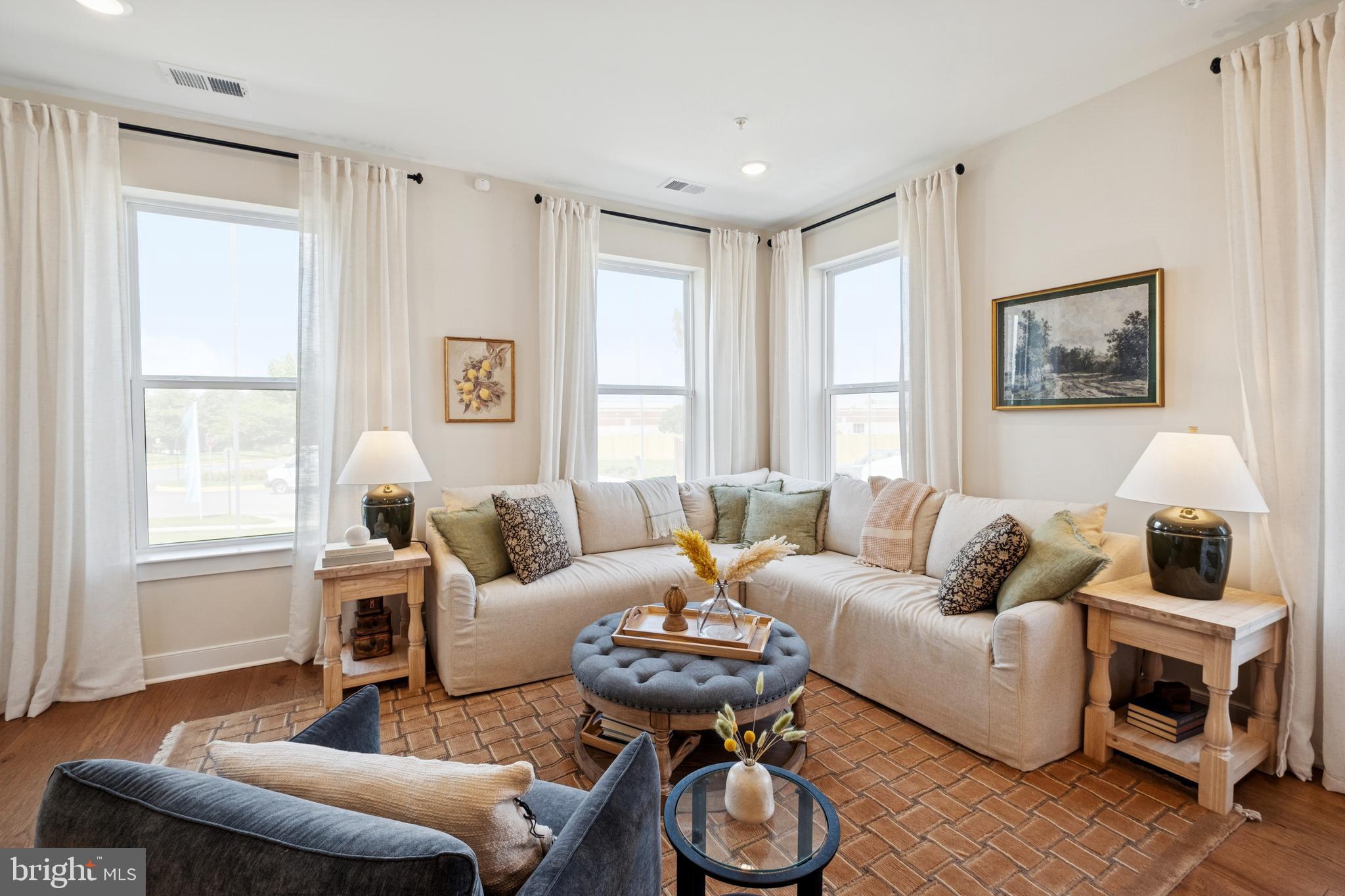 4817 BAUHAUS SQUARE LOT 111