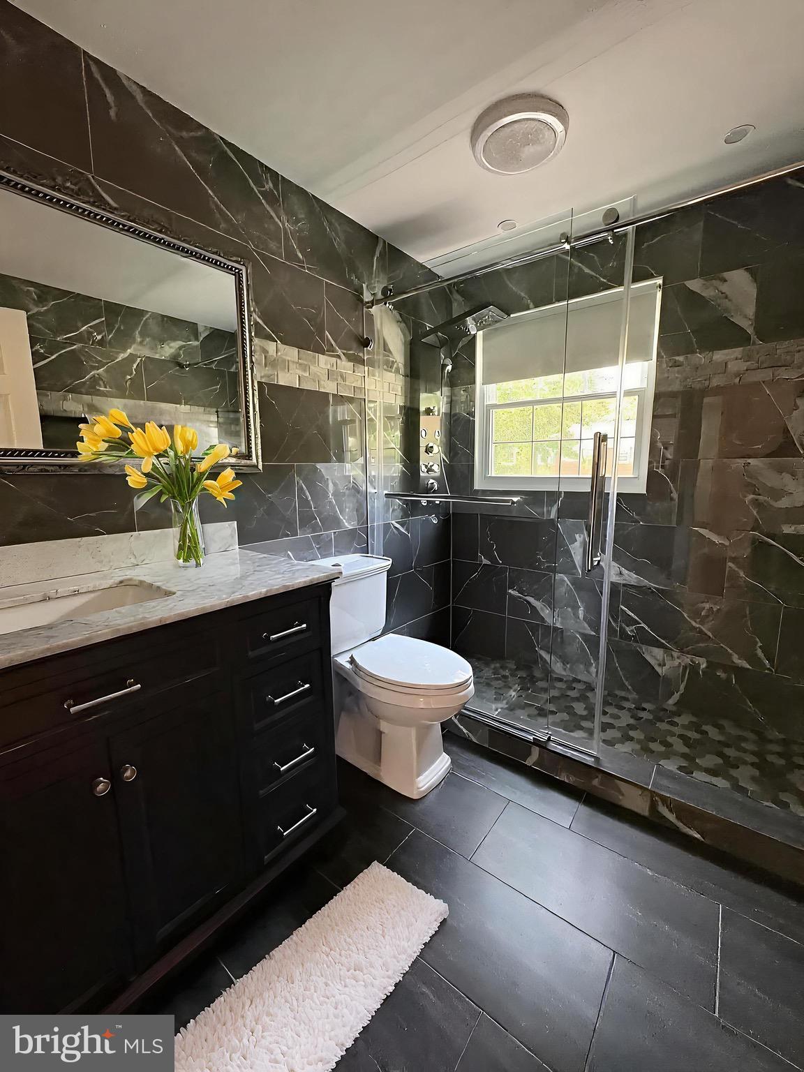 MONTPELIER - Residential