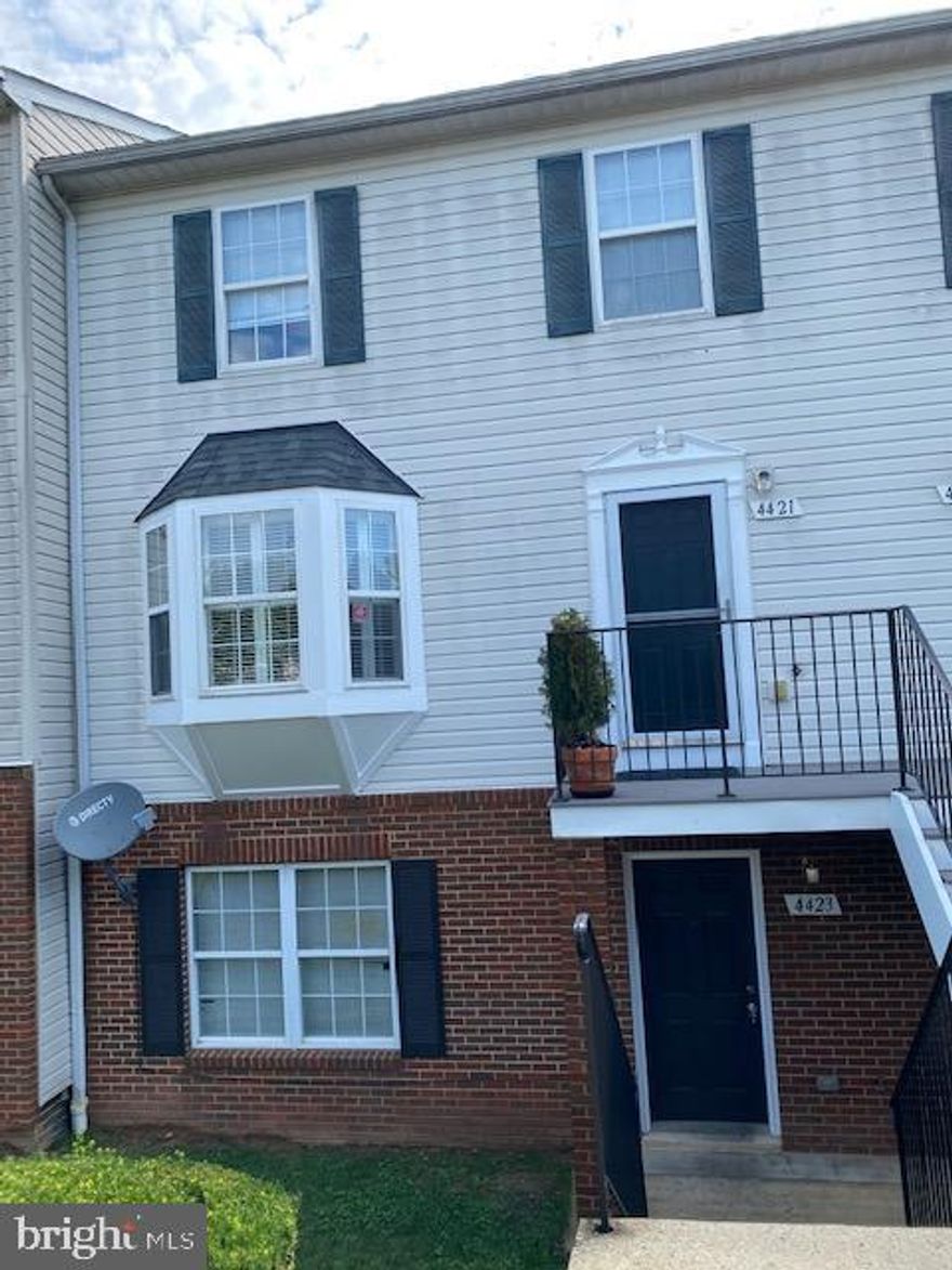 Beautifully renovated spacious 3 bedrooms 2.5 full baths 2 level home. The upper floor featuring newly upgraded two full-size bathrooms and 3 bedrooms with new carpets. The Master bedroom has its own private bathroom.  Nicely updated bathrooms. The lower floor has a newly renovated gourmet kitchen cabinets with backsplash, granite countertop & stainless stain appliances. updated bathroom and ceramic tiles flooring. New recessed lights. Freshly painted. New HVAC.  New  50 gallons water heater. New full-size washer/Dryer, and much more. Not FHA approved. VA or Conventional or Cash financing.  Ask about a $10k grant for down payment/closing costs when using our preferred lender. Conveniently located near I-295, I-95, US-50 & DC. A Must See!