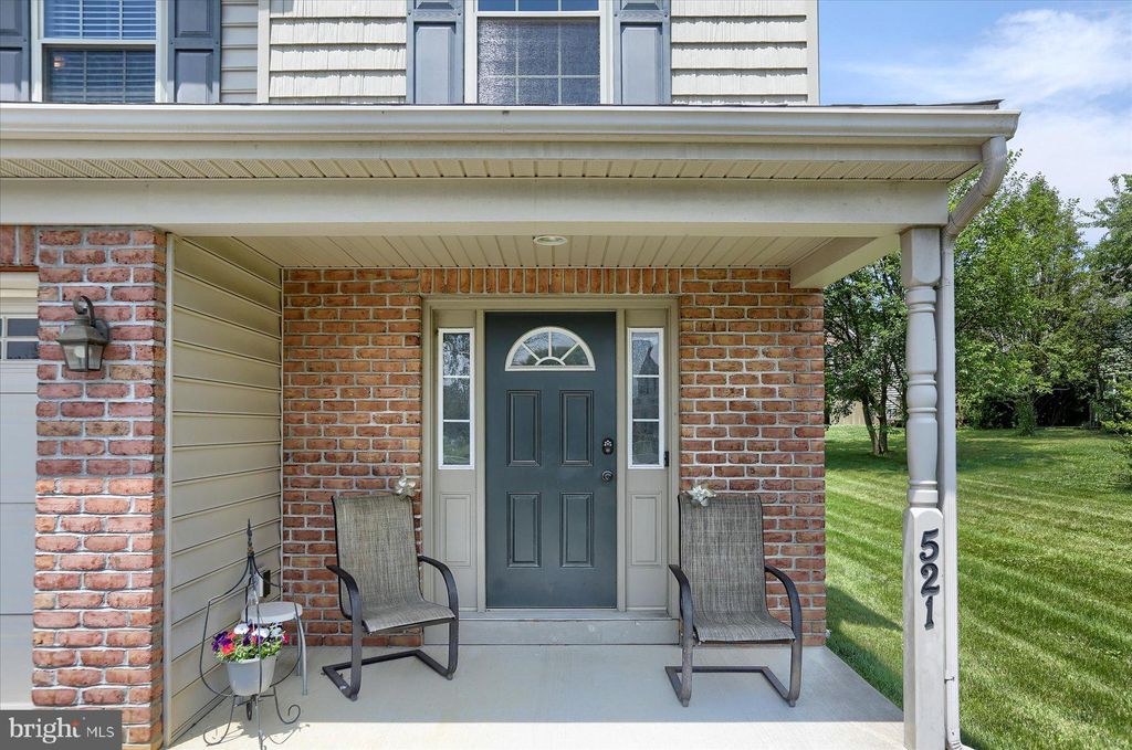 Photo of 521 HUNTINGTON DR, MOUNTVILLE, PA 17554 (MLS # PALA2037250)