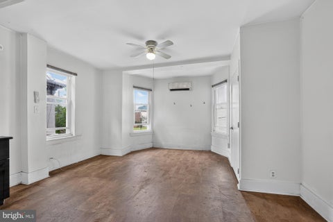 Condo For Rent - 129 W Susquehanna Avenue #2R<br/> Philadelphia County, PHILADELPHIA, PA 19122