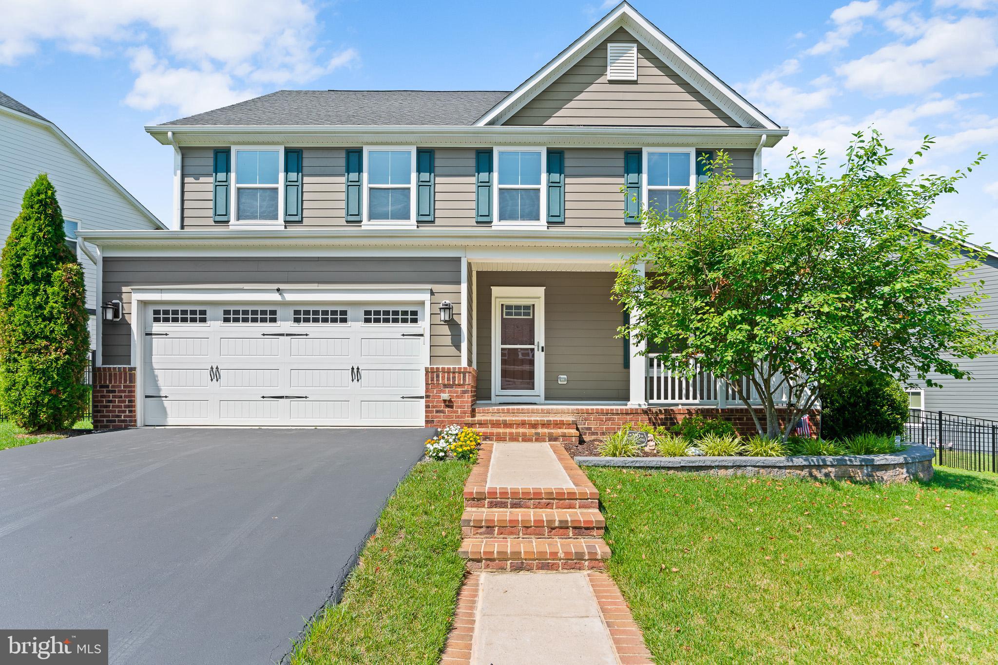 2307 SWEET PEPPERBRUSH LOOP