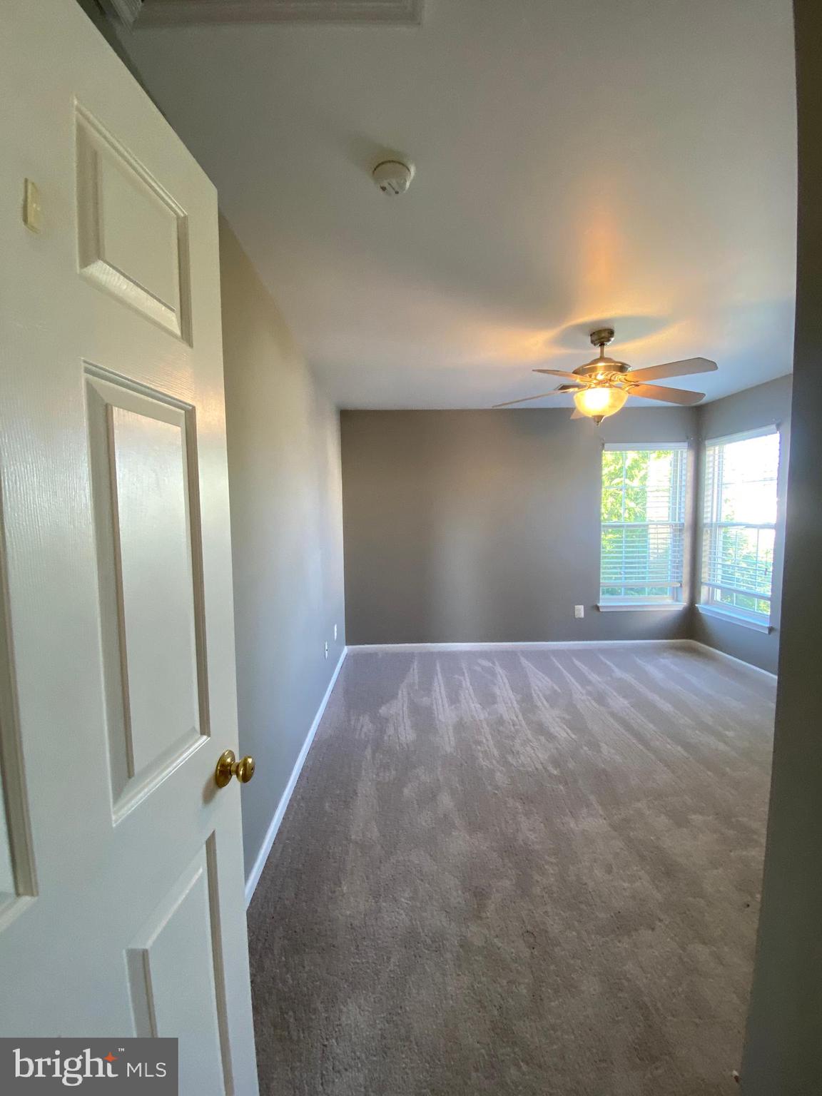 THE FALLS AT LEE'S PARKE - Residential Lease