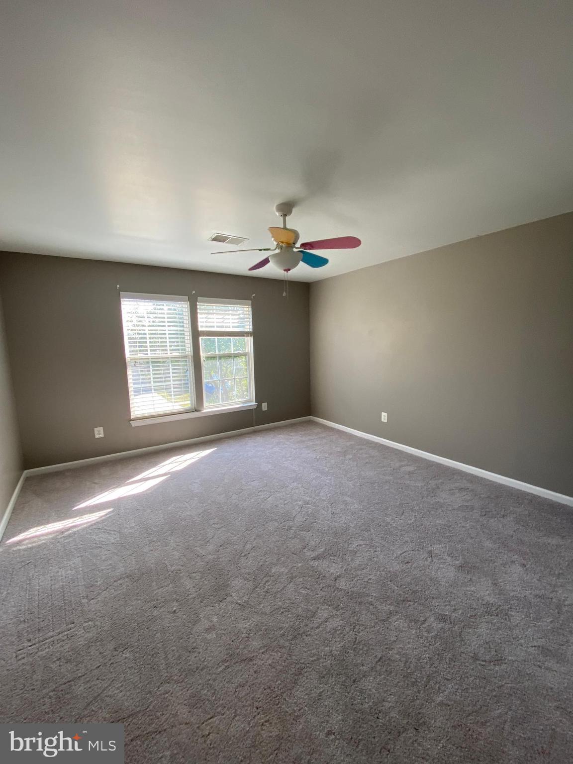 THE FALLS AT LEE'S PARKE - Residential Lease