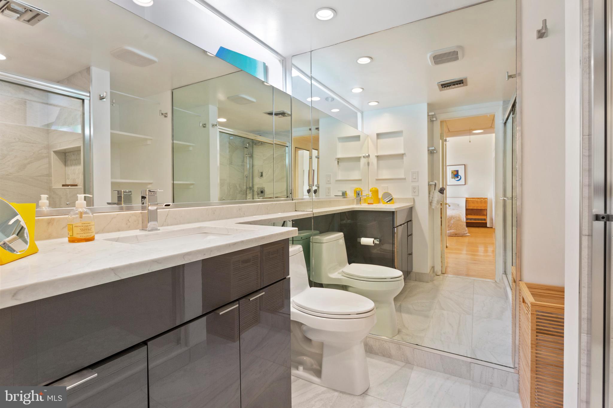 WASHINGTON SQ WEST - Residential