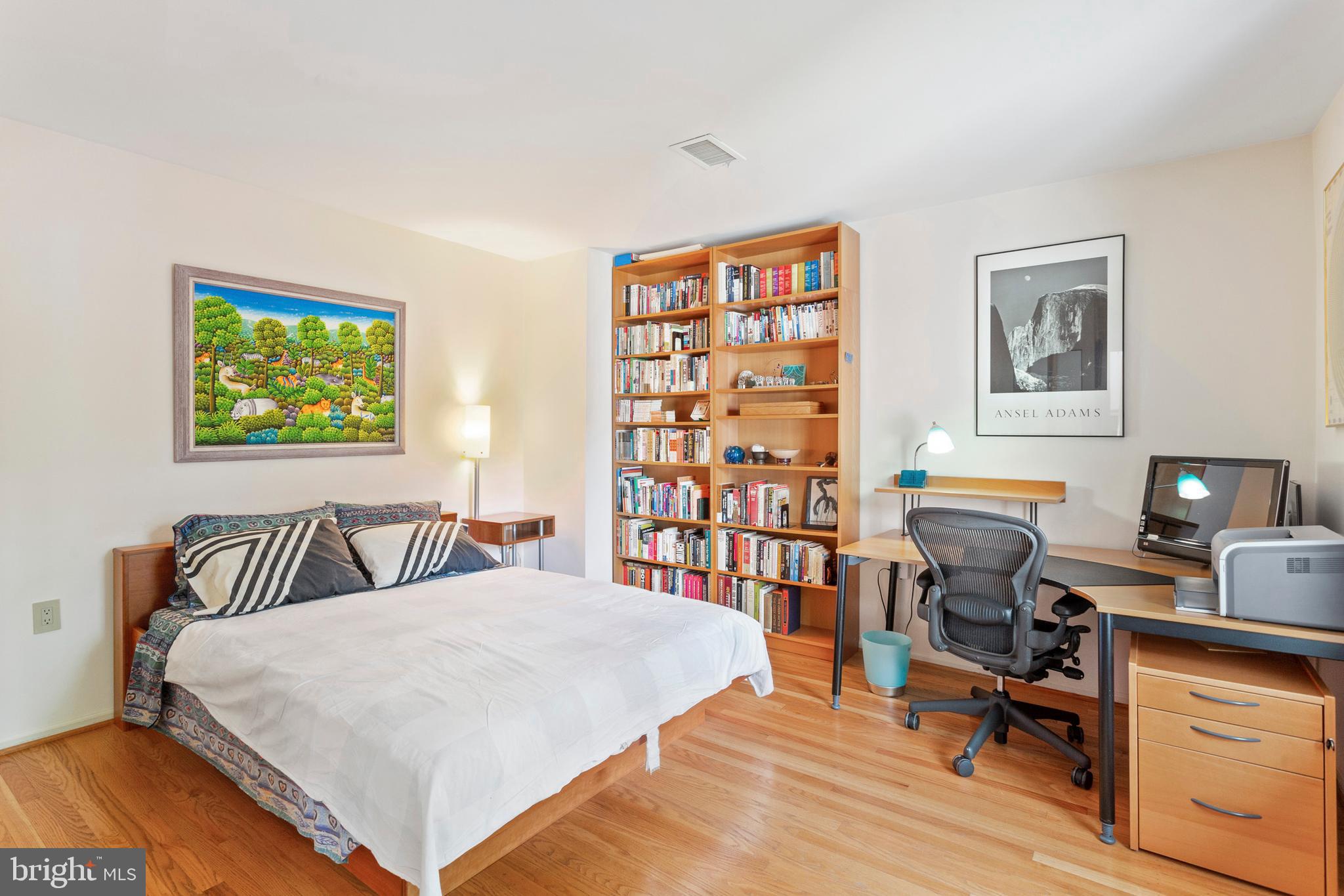 WASHINGTON SQ WEST - Residential