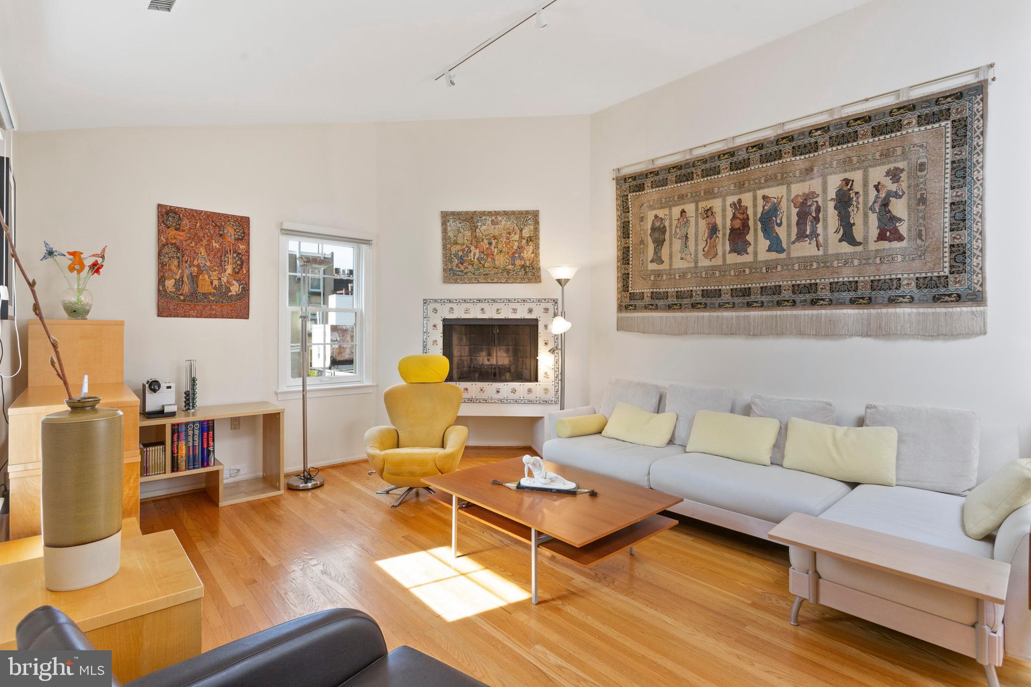 WASHINGTON SQ WEST - Residential