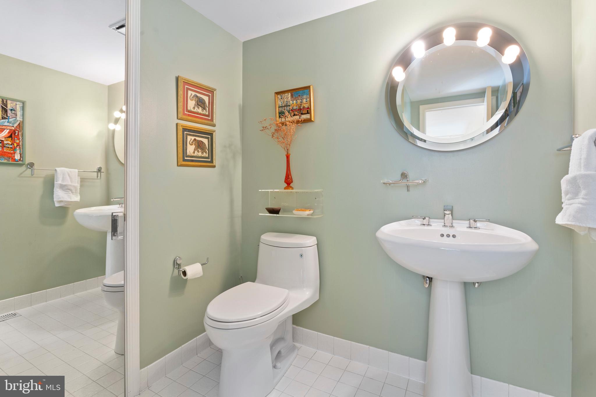 WASHINGTON SQ WEST - Residential