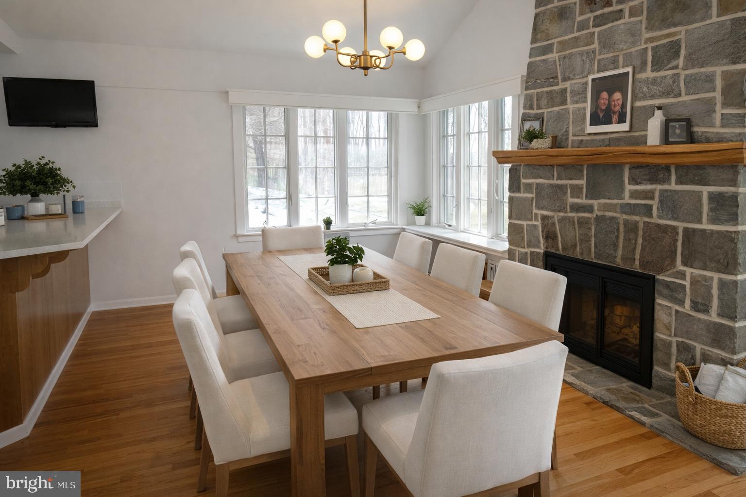 SCHWENKSVILLE - Residential