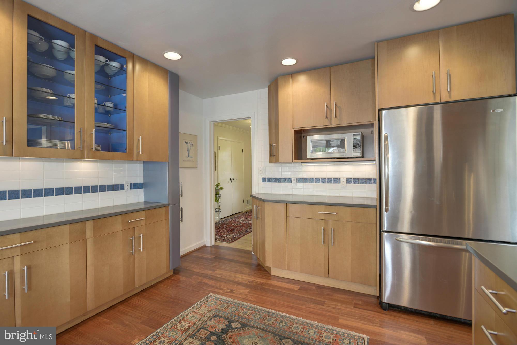 GOLF CLUB MANOR - Residential