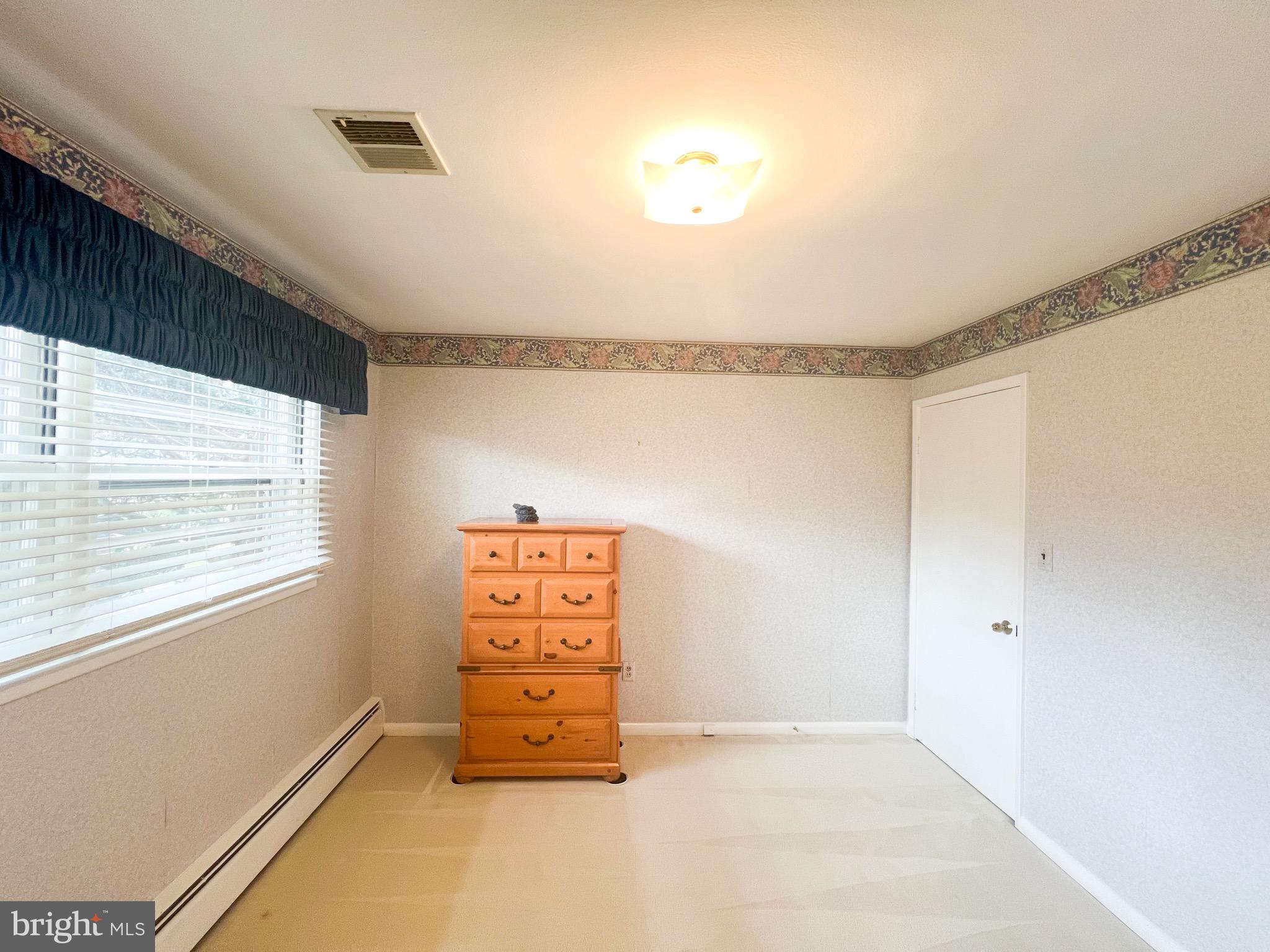 BROCK HALL ESTATES - Residential