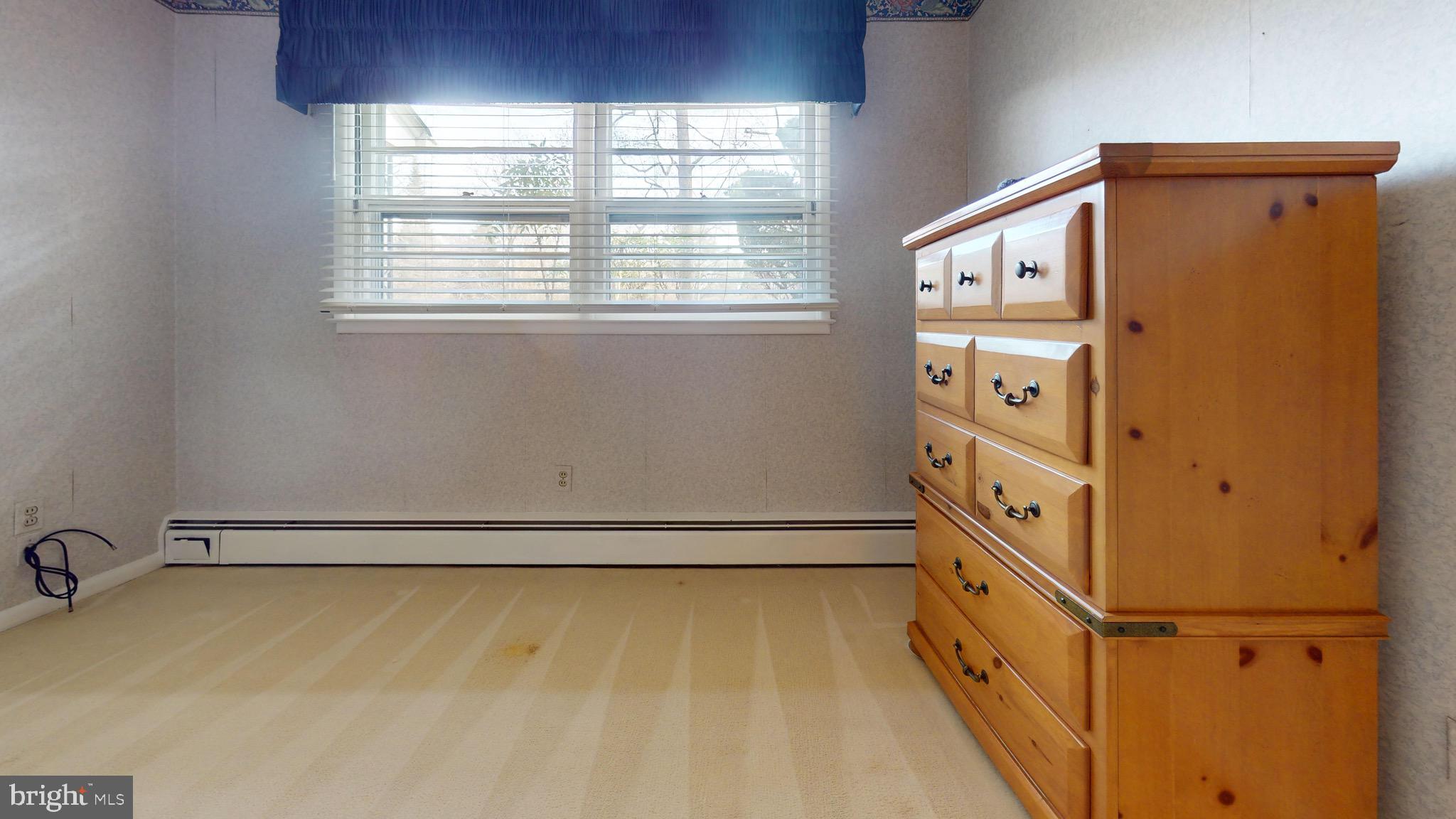 BROCK HALL ESTATES - Residential