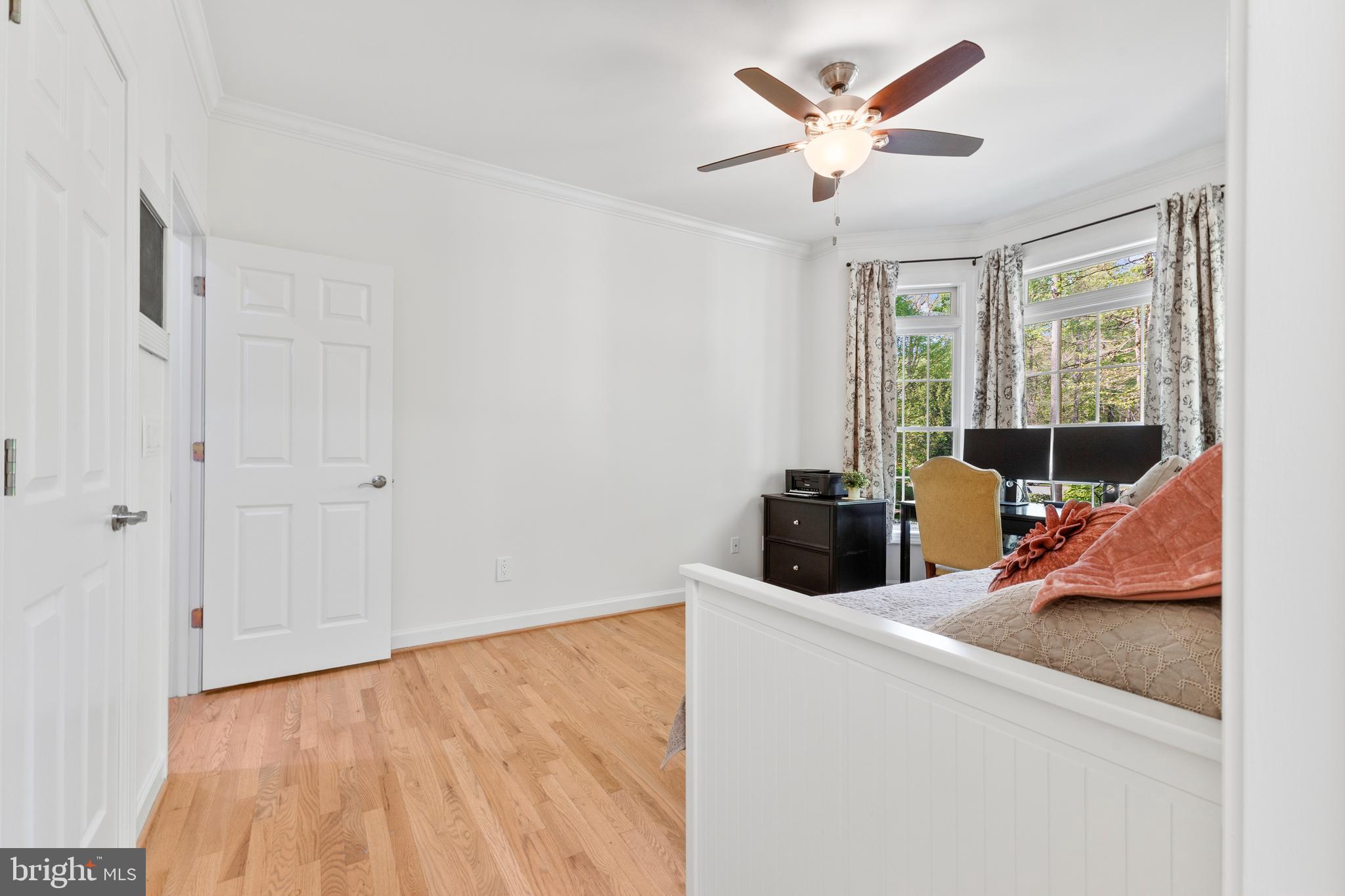 MEADOWBROOK WOODS - Residential