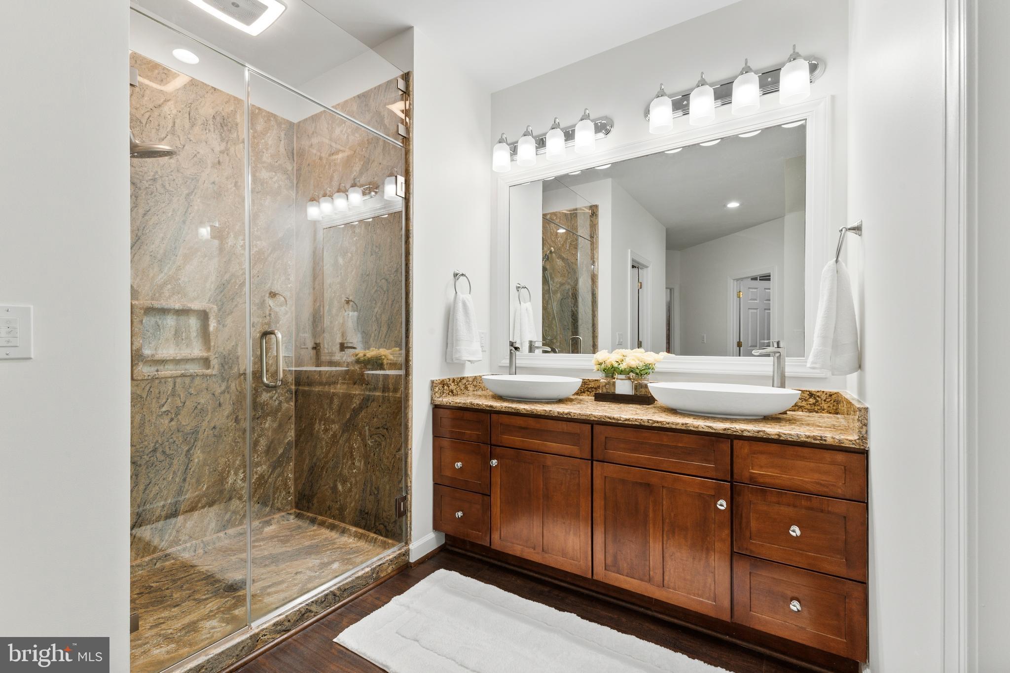 MEADOWBROOK WOODS - Residential