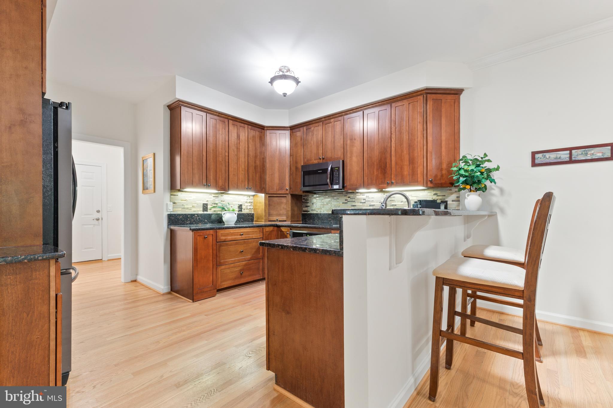 MEADOWBROOK WOODS - Residential