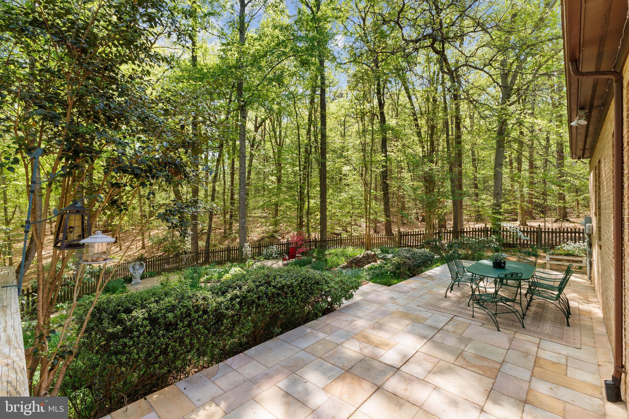 MEADOWBROOK WOODS - Residential