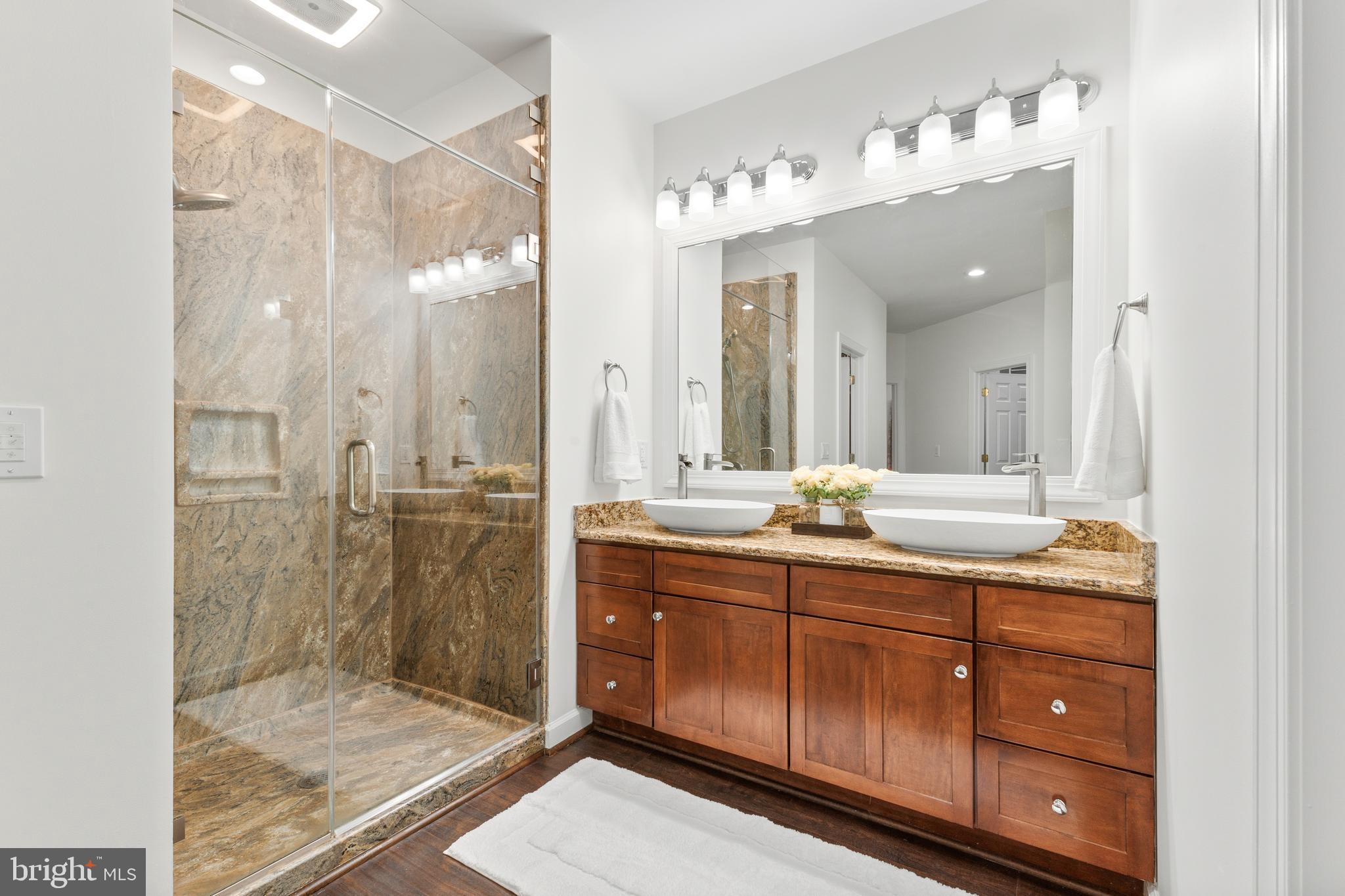 MEADOWBROOK WOODS - Residential