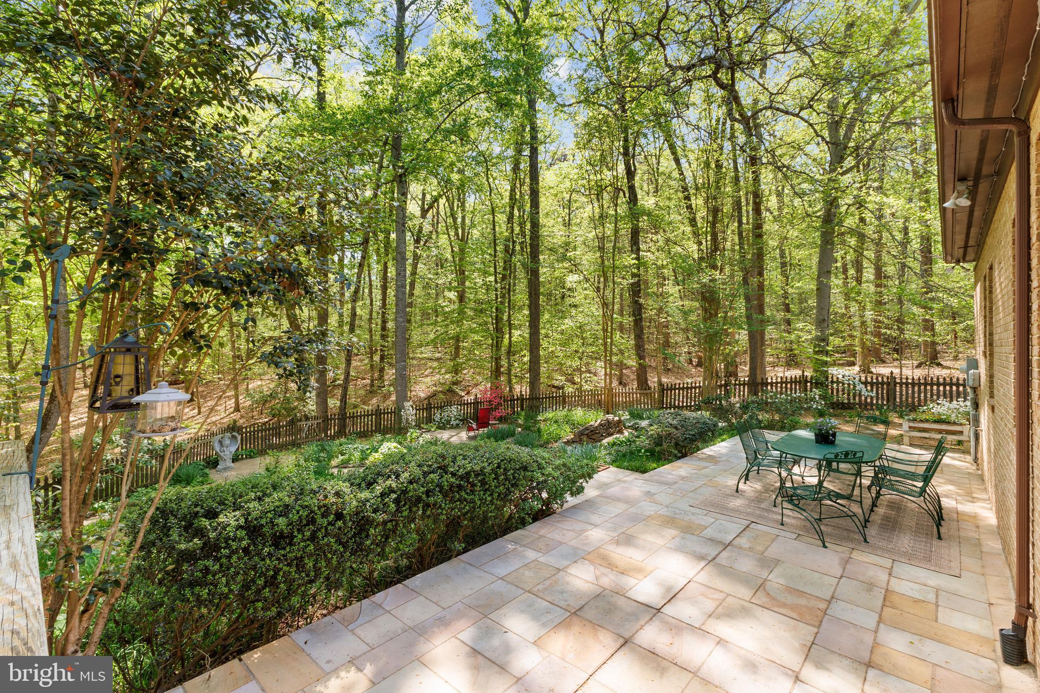 MEADOWBROOK WOODS - Residential