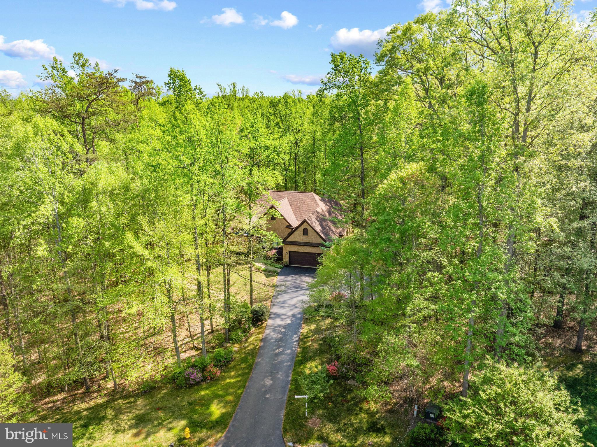 MEADOWBROOK WOODS - Residential