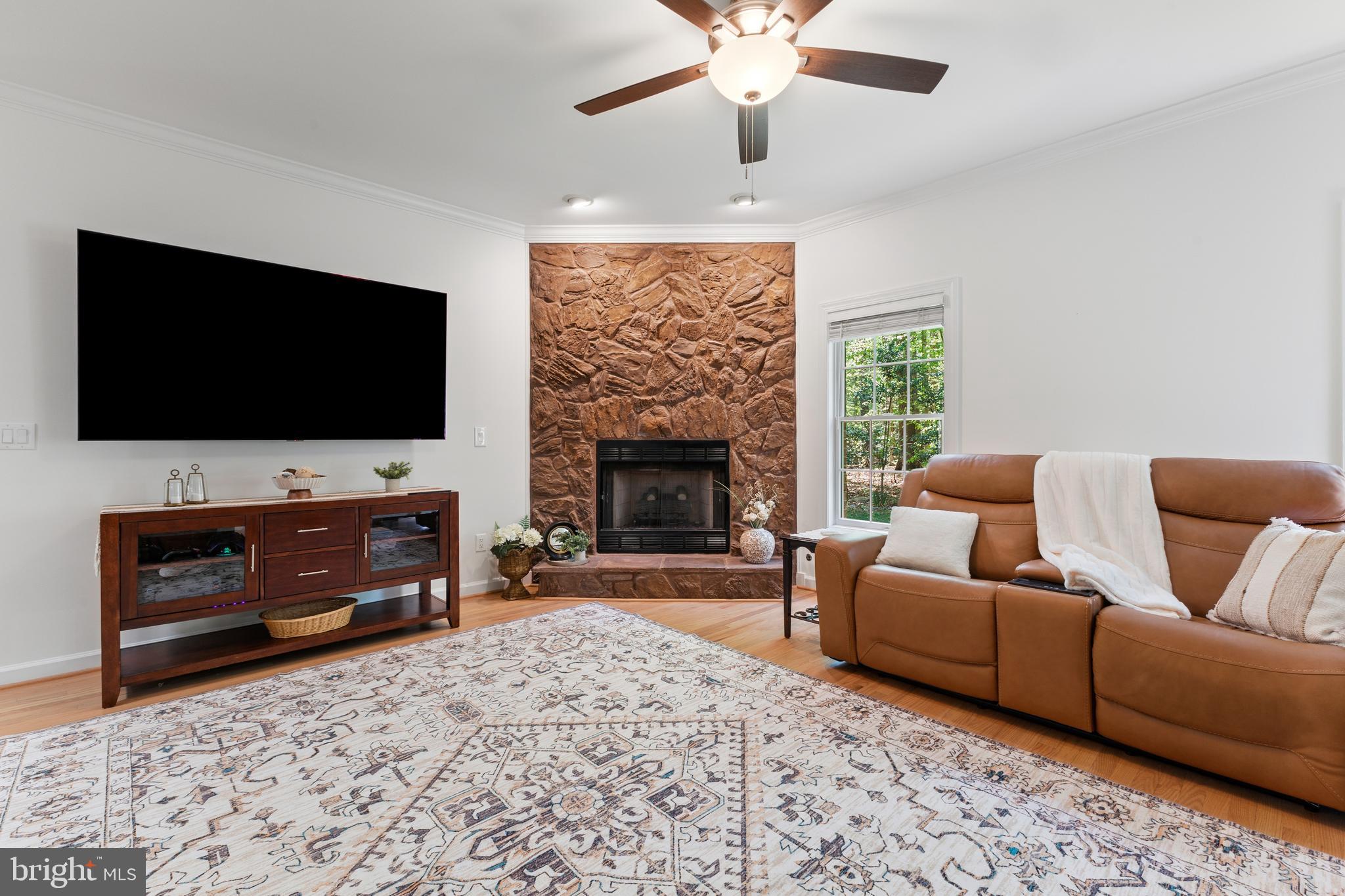 MEADOWBROOK WOODS - Residential