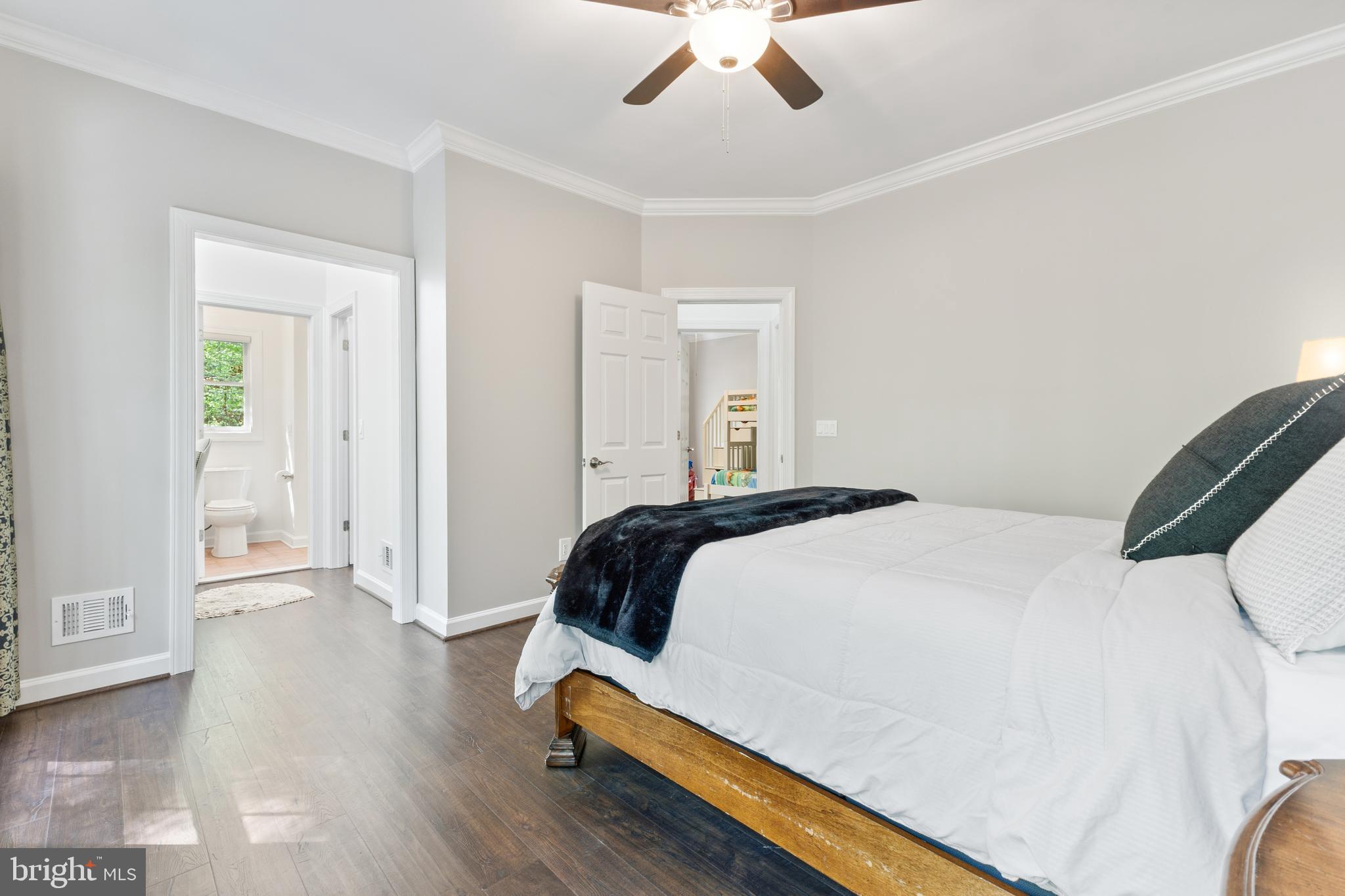 MEADOWBROOK WOODS - Residential