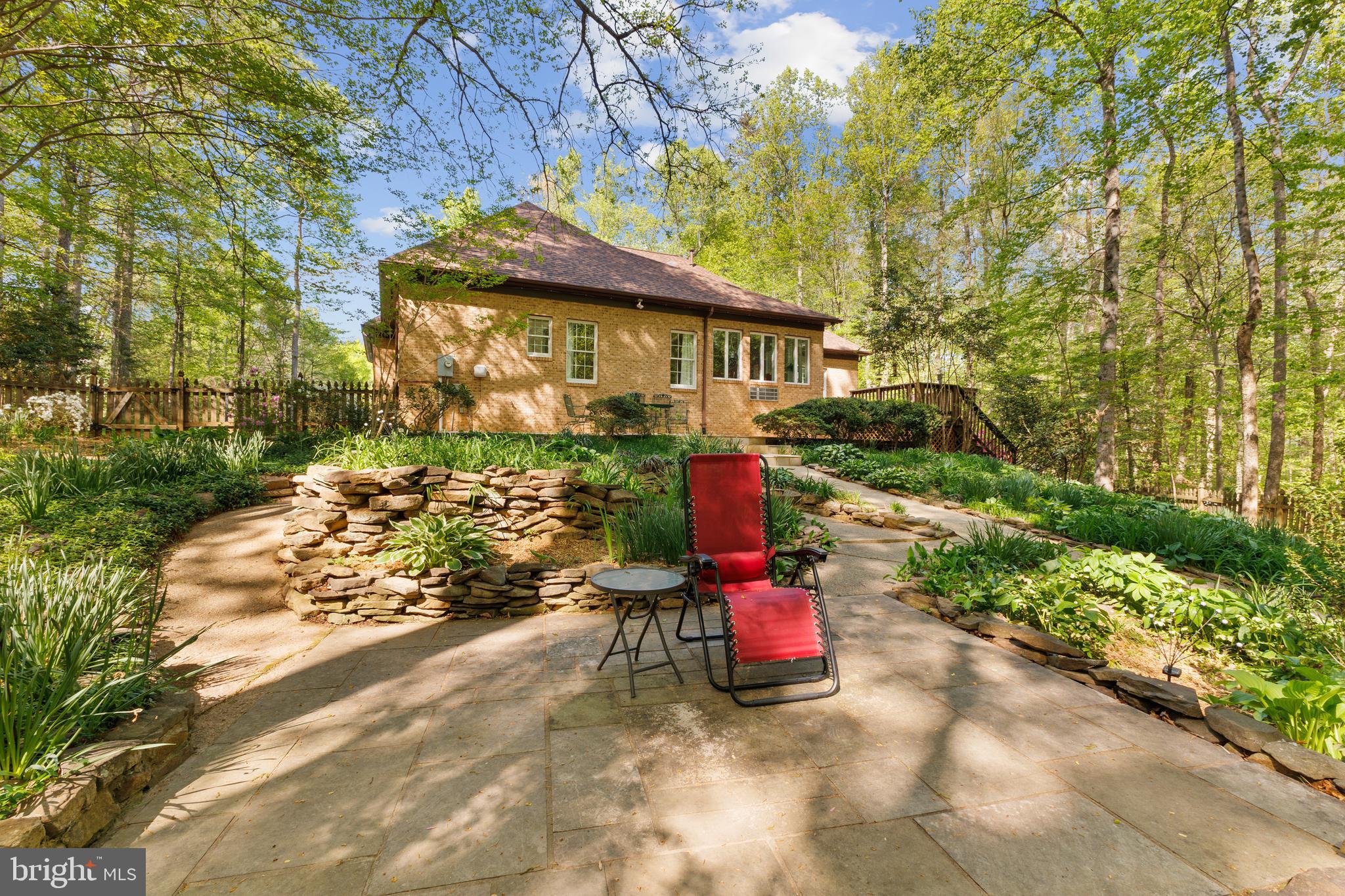 MEADOWBROOK WOODS - Residential