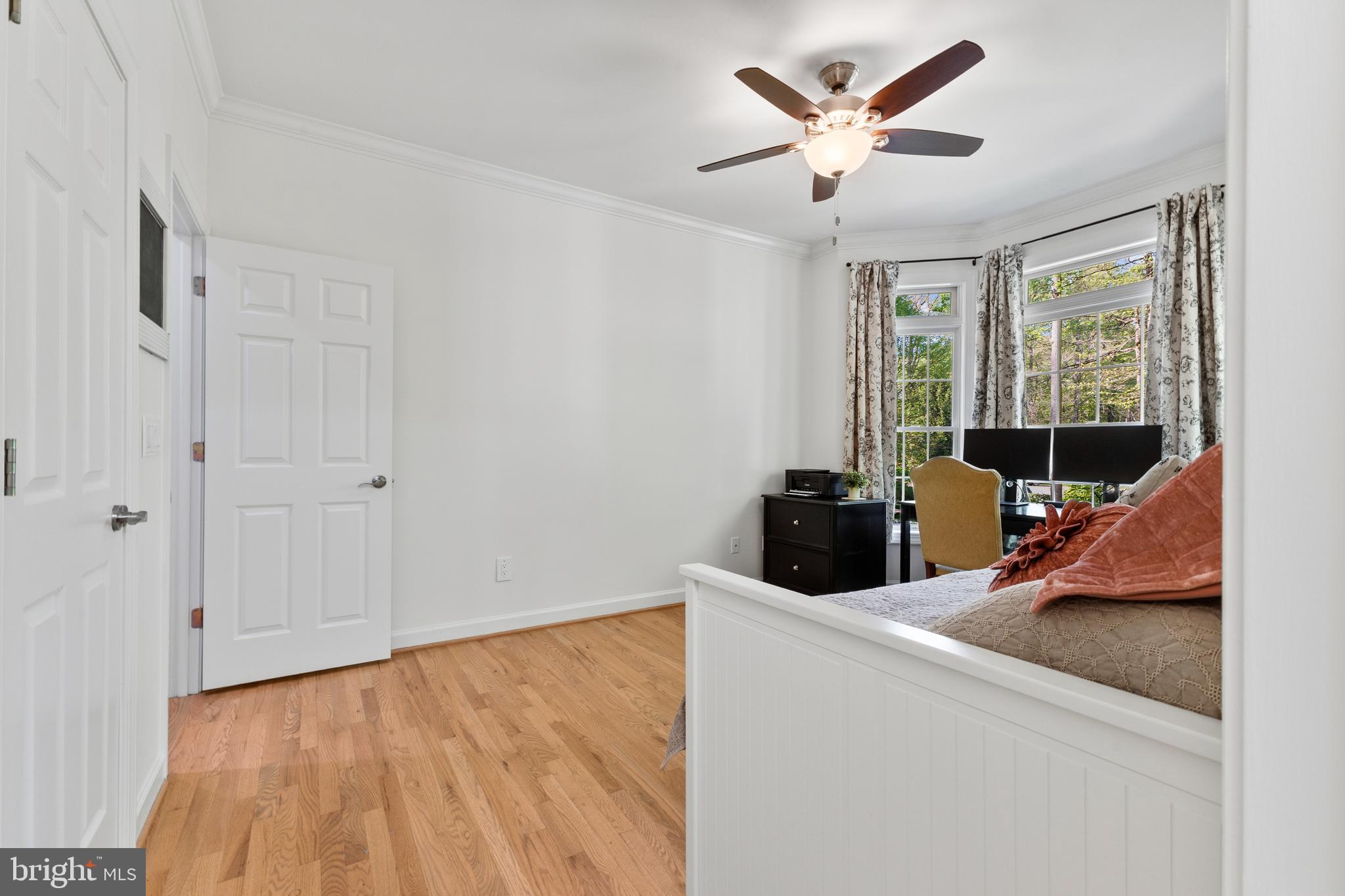 MEADOWBROOK WOODS - Residential