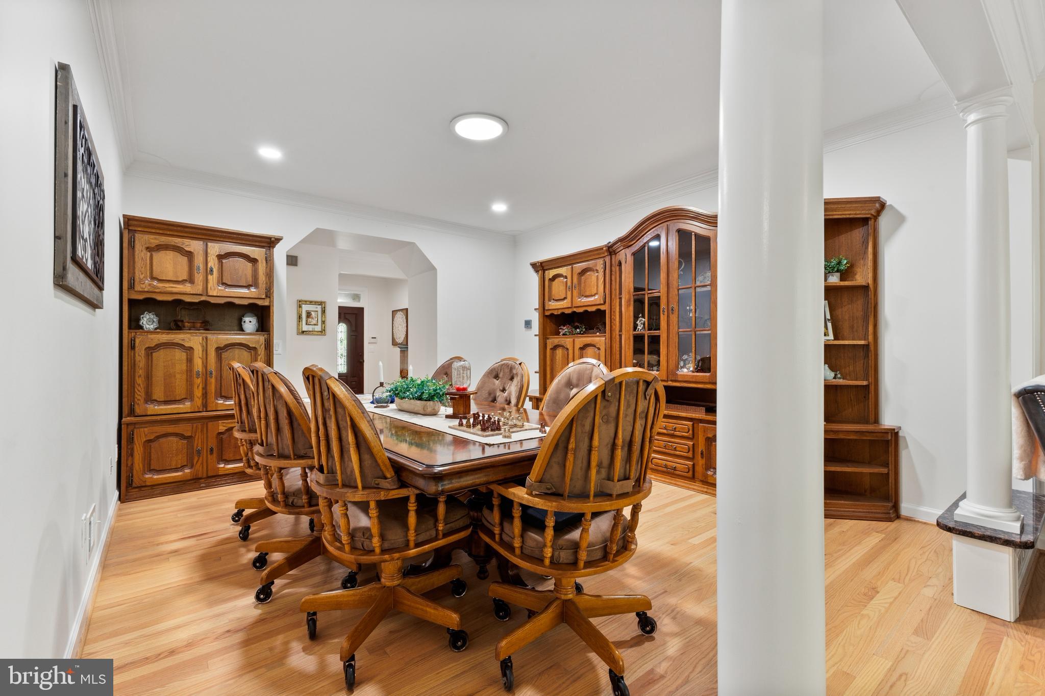 MEADOWBROOK WOODS - Residential