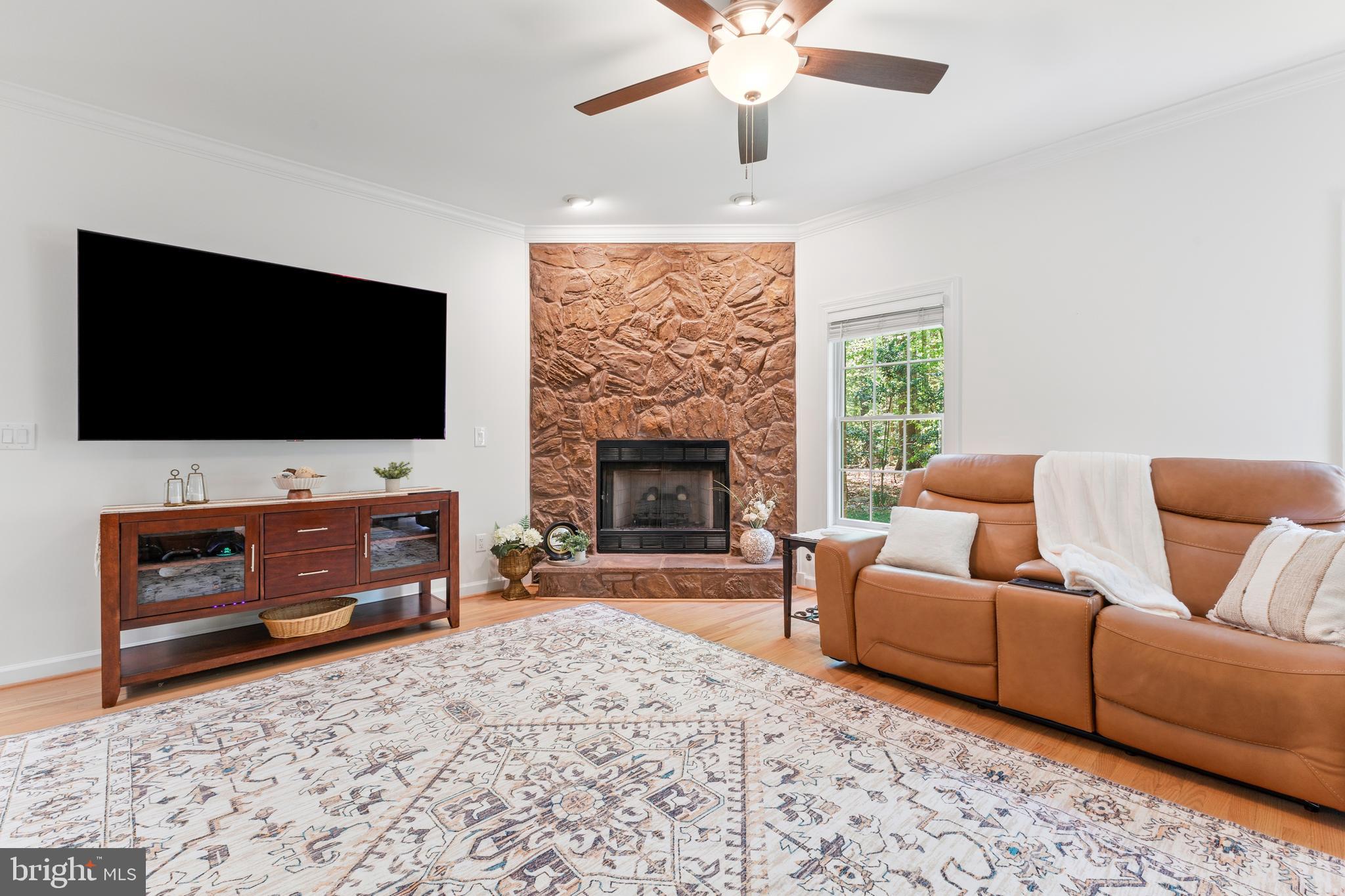 MEADOWBROOK WOODS - Residential