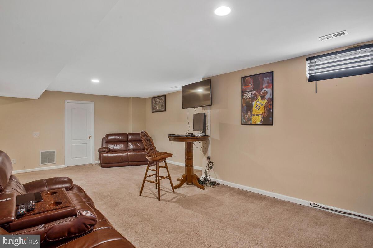 KINGSVIEW - Residential