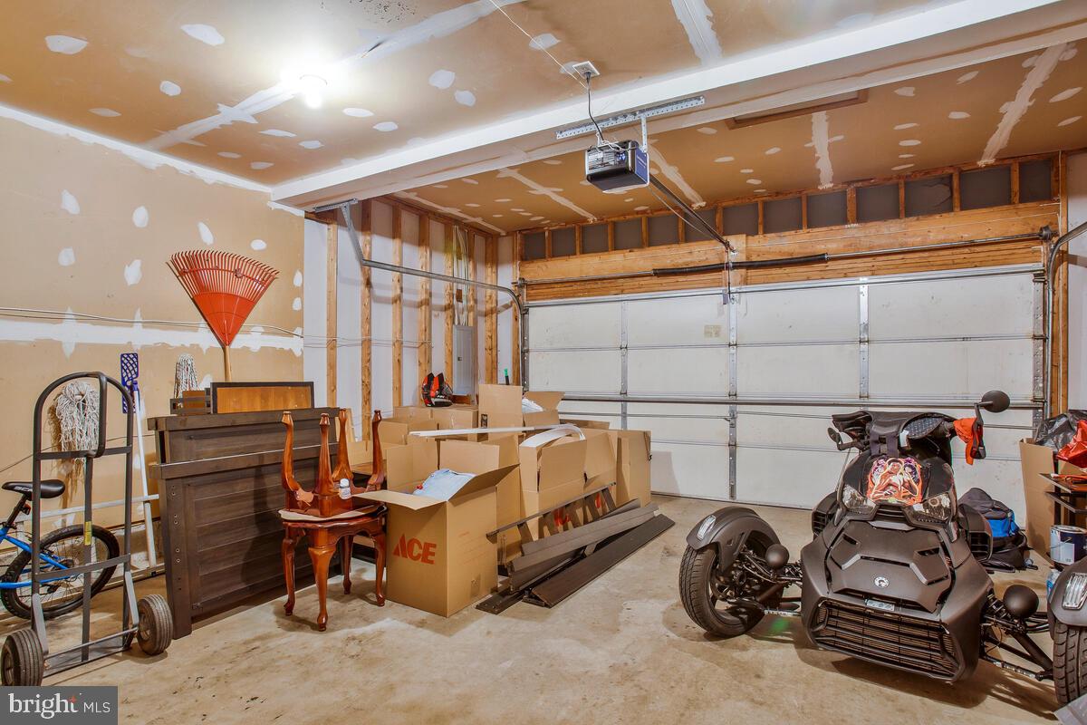 KINGSVIEW - Residential