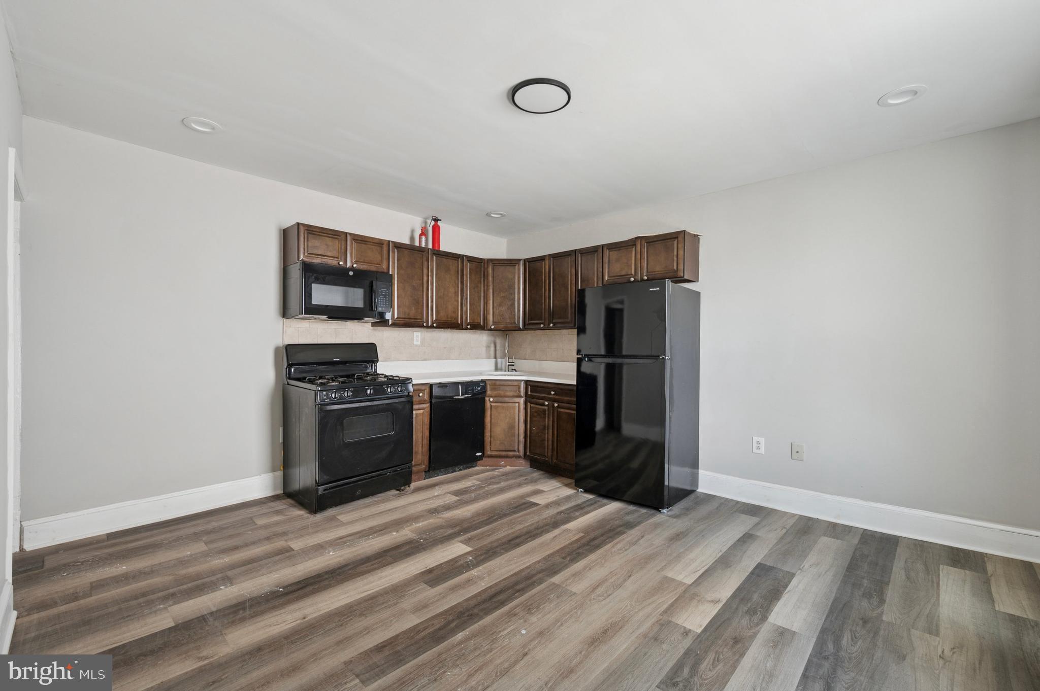 WEST PHILADELPHIA - Residential Income