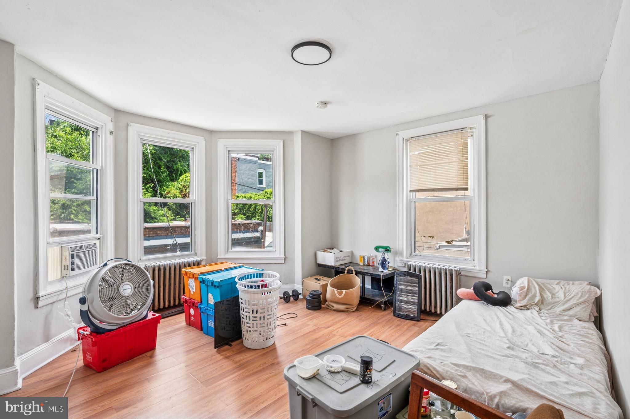 WEST PHILADELPHIA - Residential Income