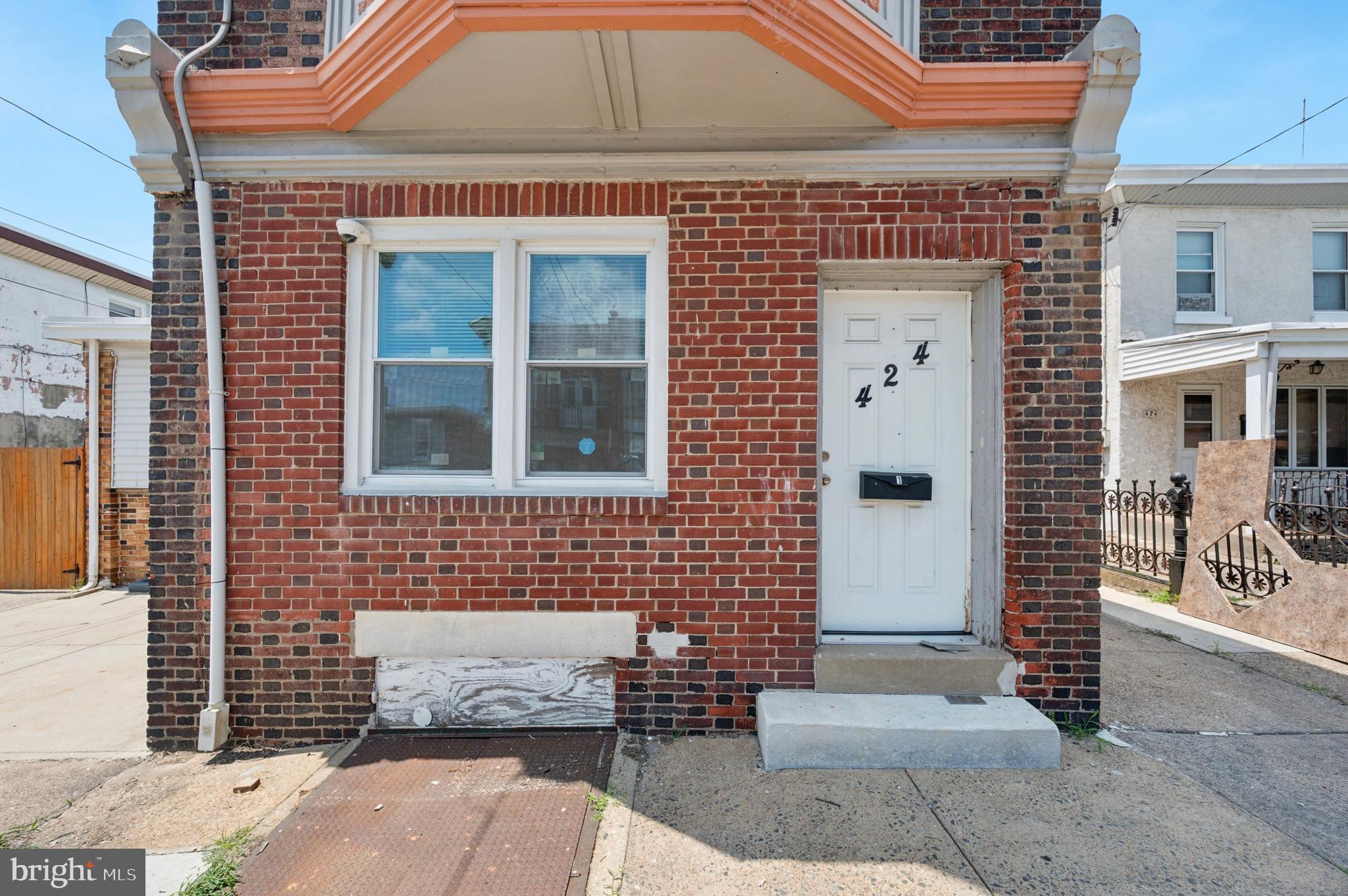 WEST PHILADELPHIA - Residential Income