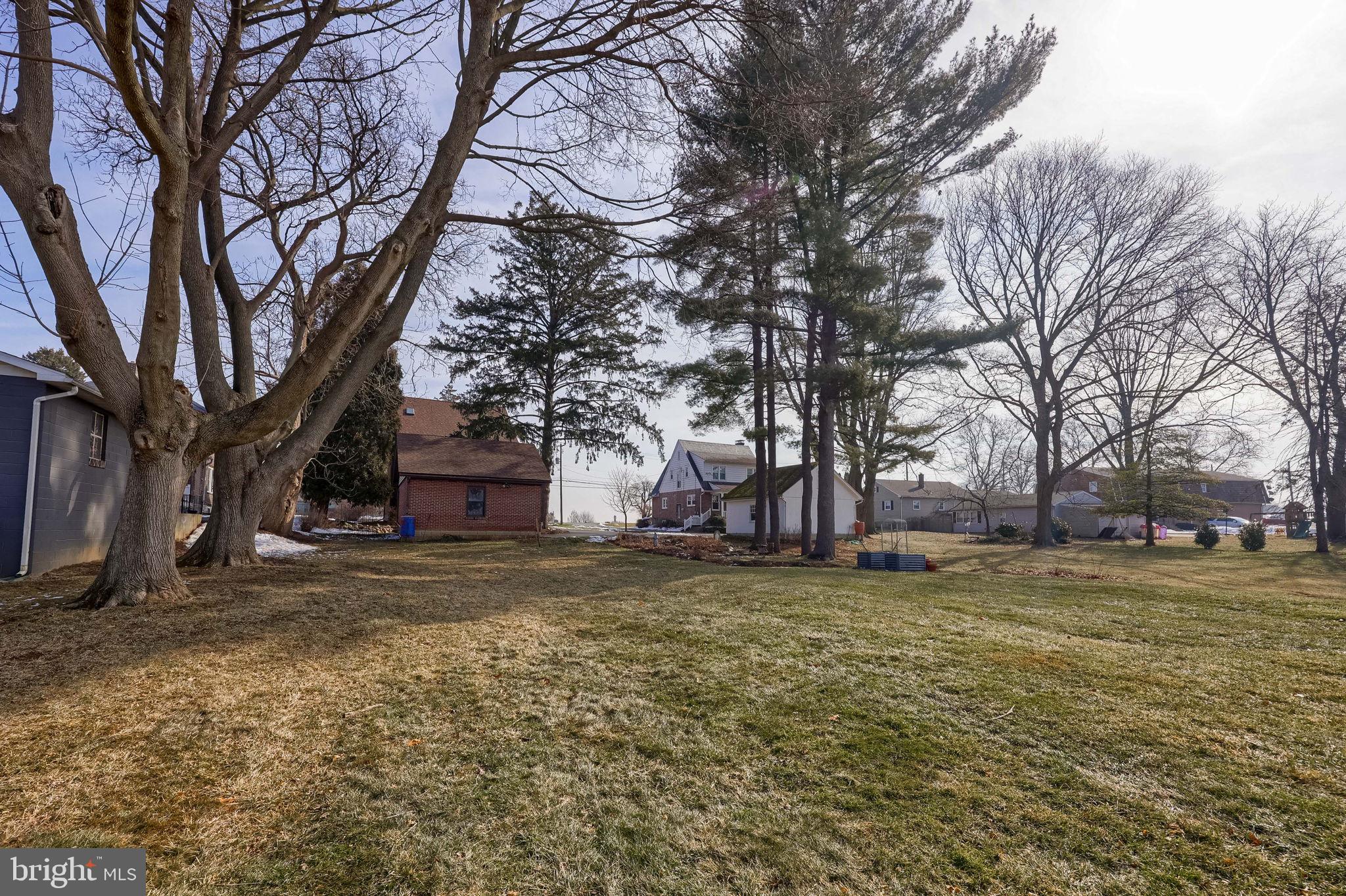 EAST LAMPETER - Residential
