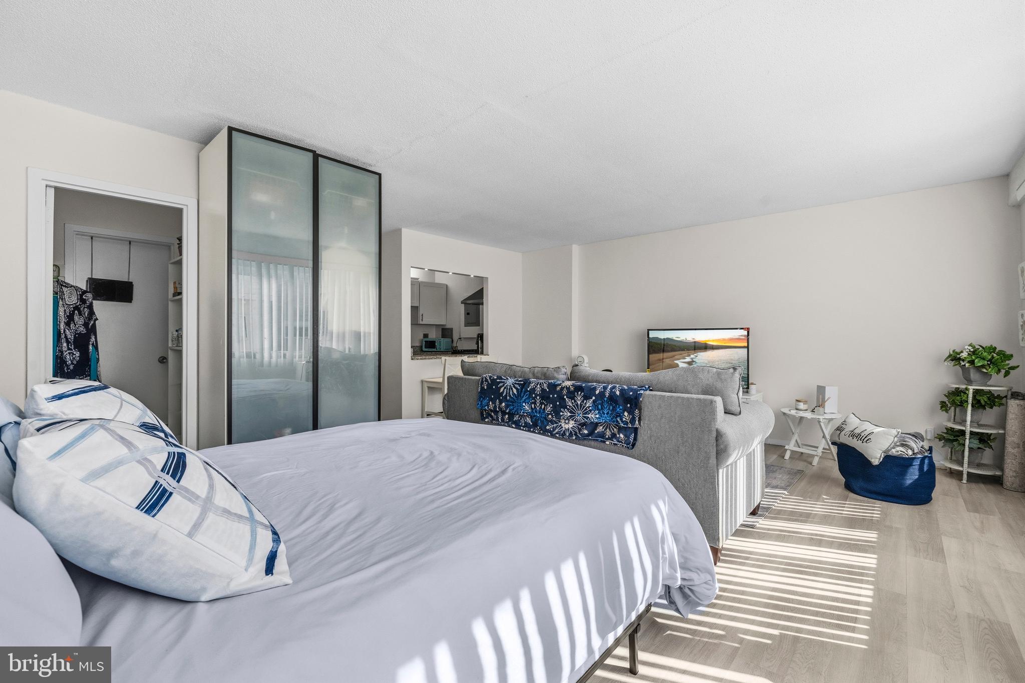 WILLOUGHBY OF CHEVY CHASE - Residential