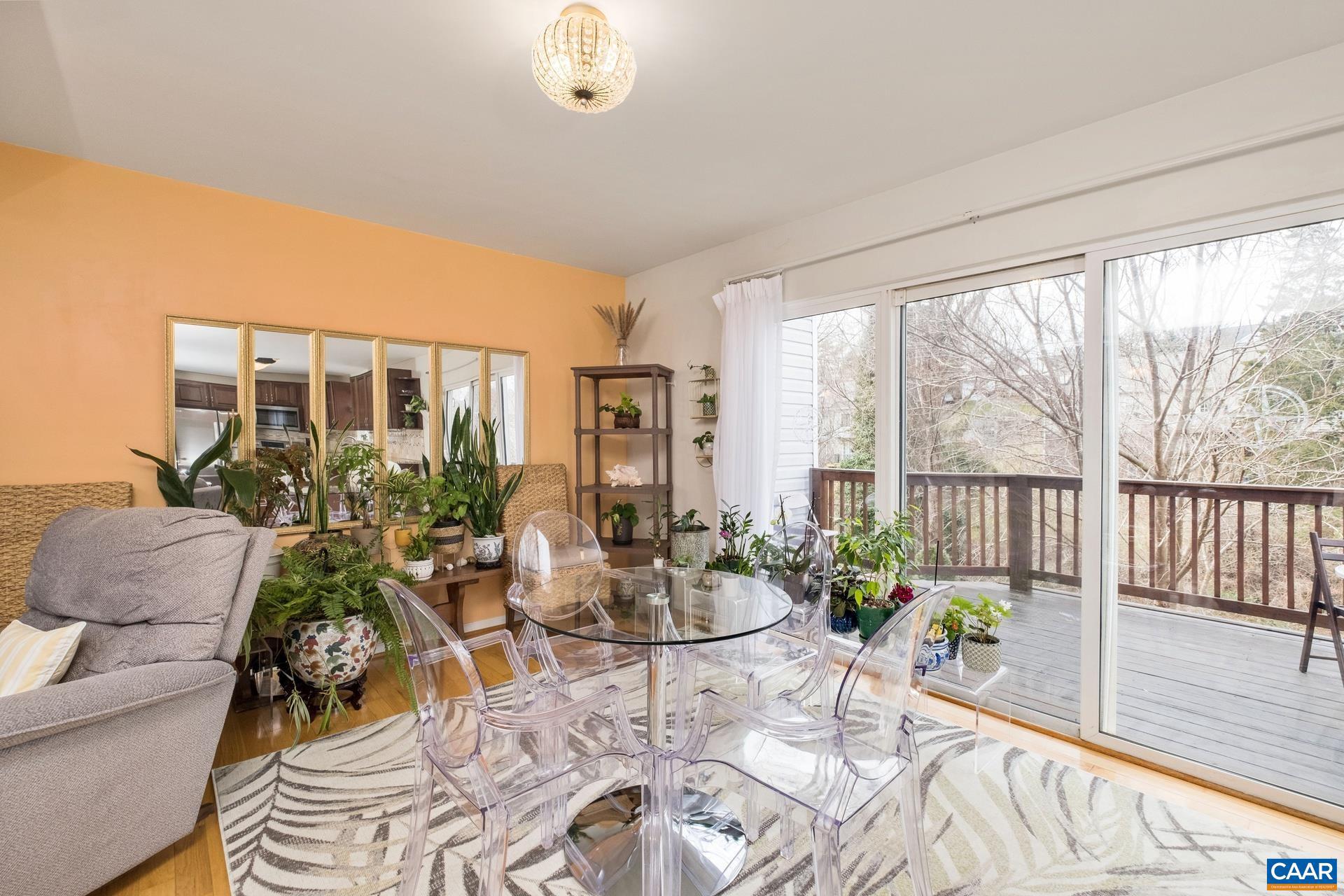 LAKE REYNOVIA - Residential