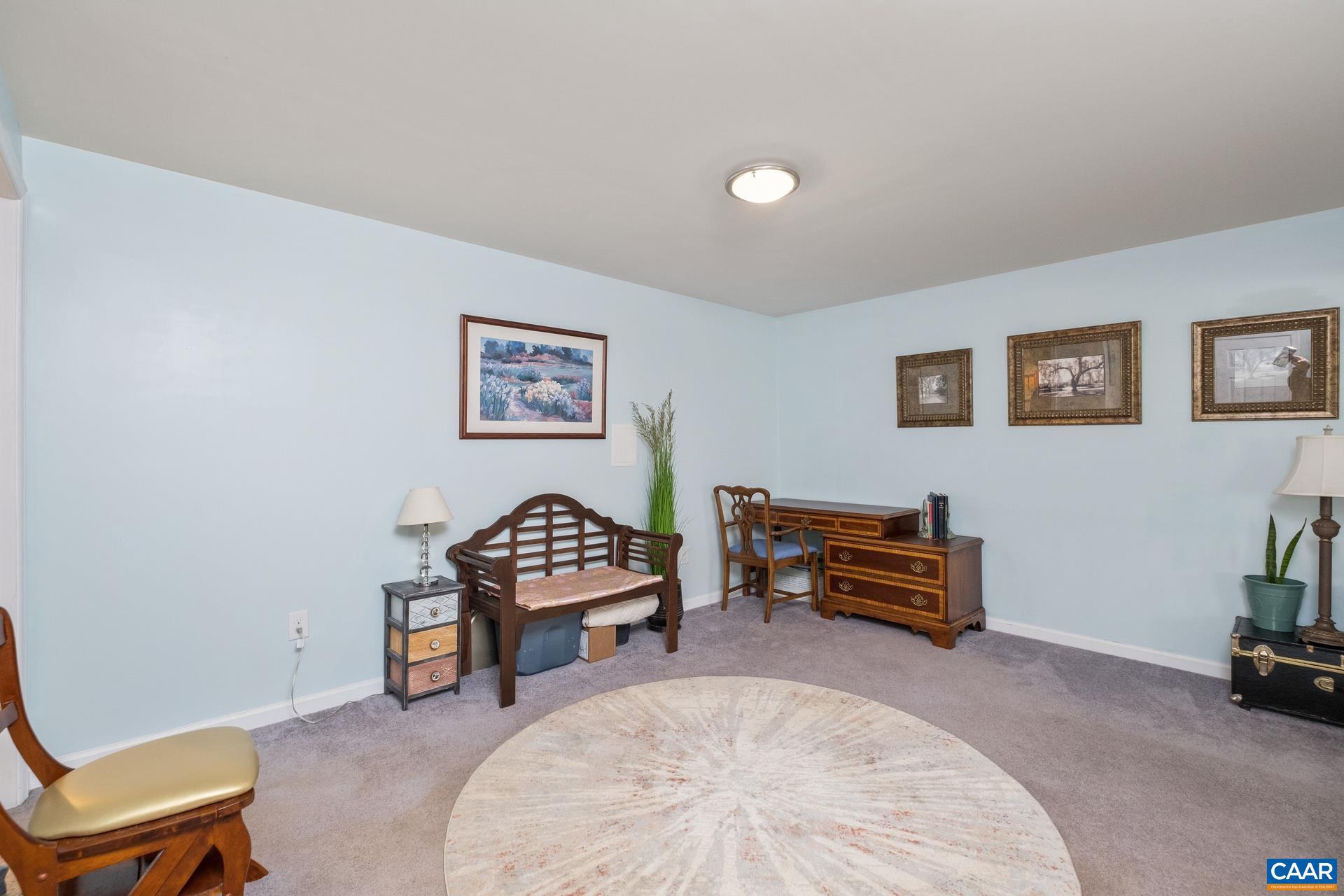 LAKE REYNOVIA - Residential