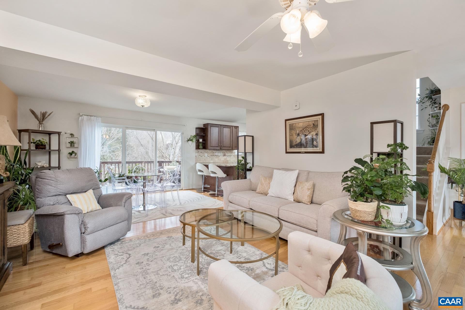 LAKE REYNOVIA - Residential