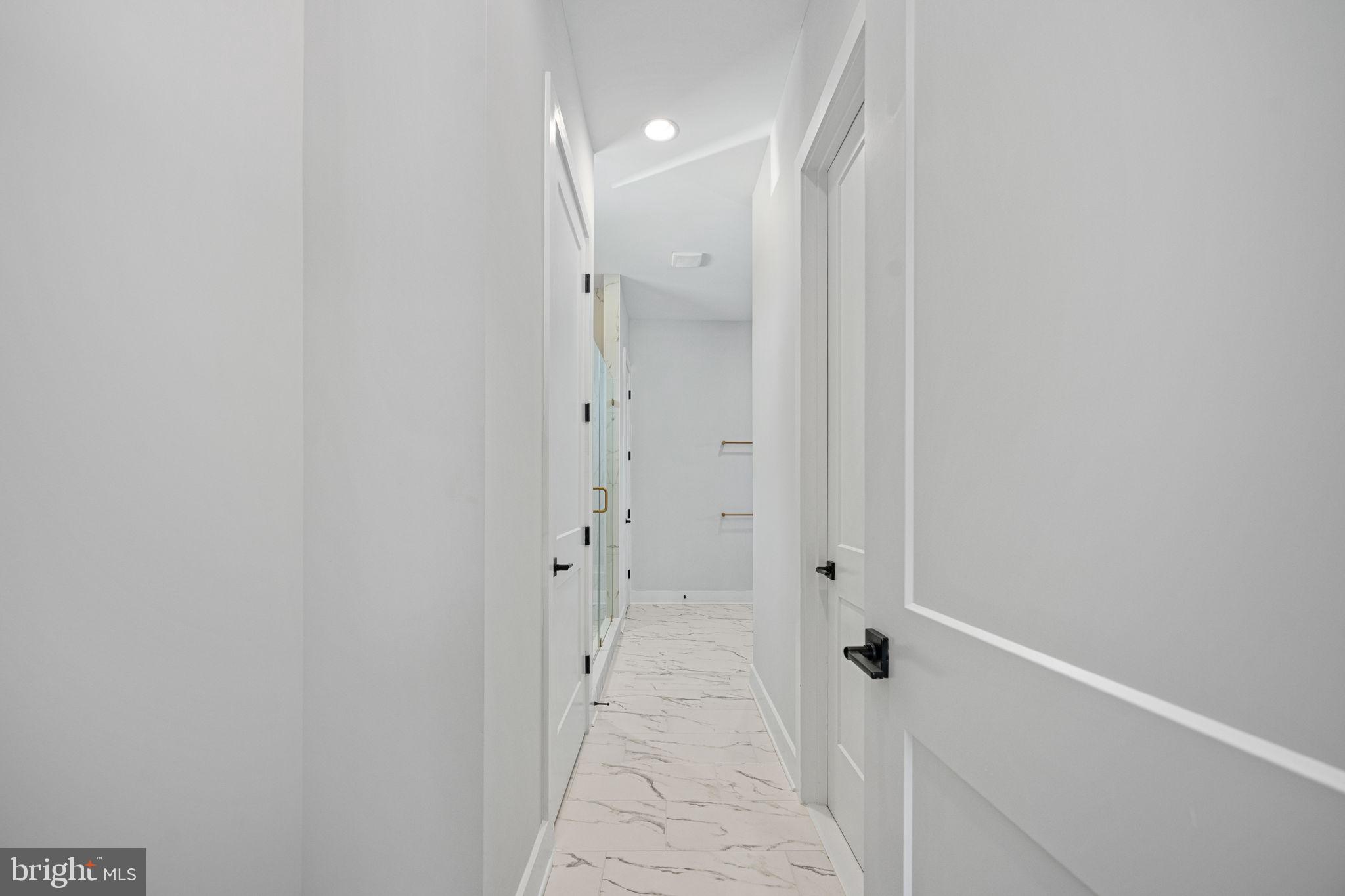 ROSNI ESTATES - Residential