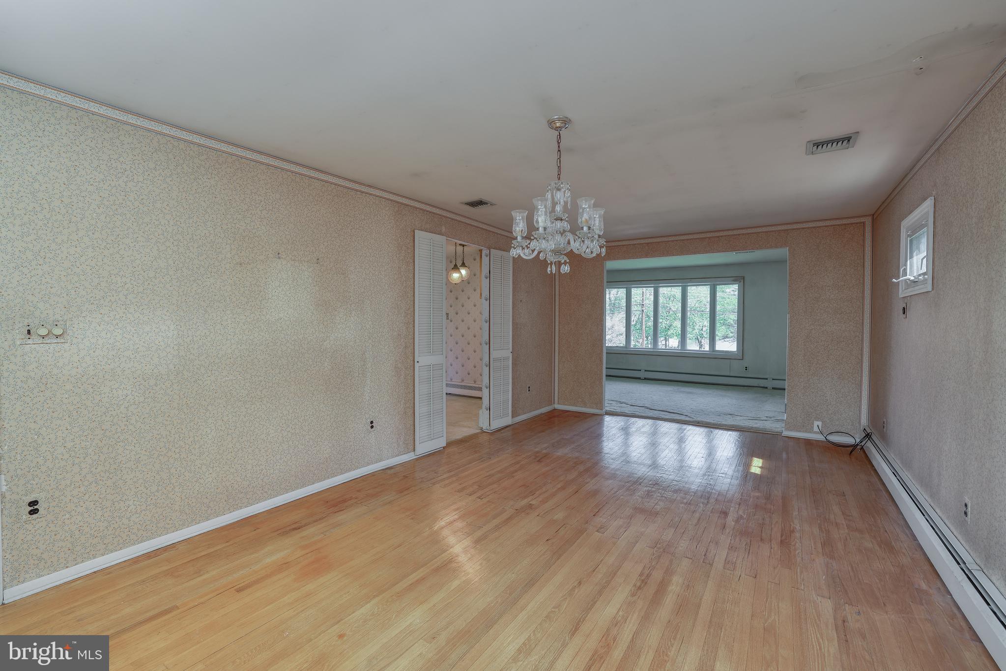 CARRIAGE HILL - Residential