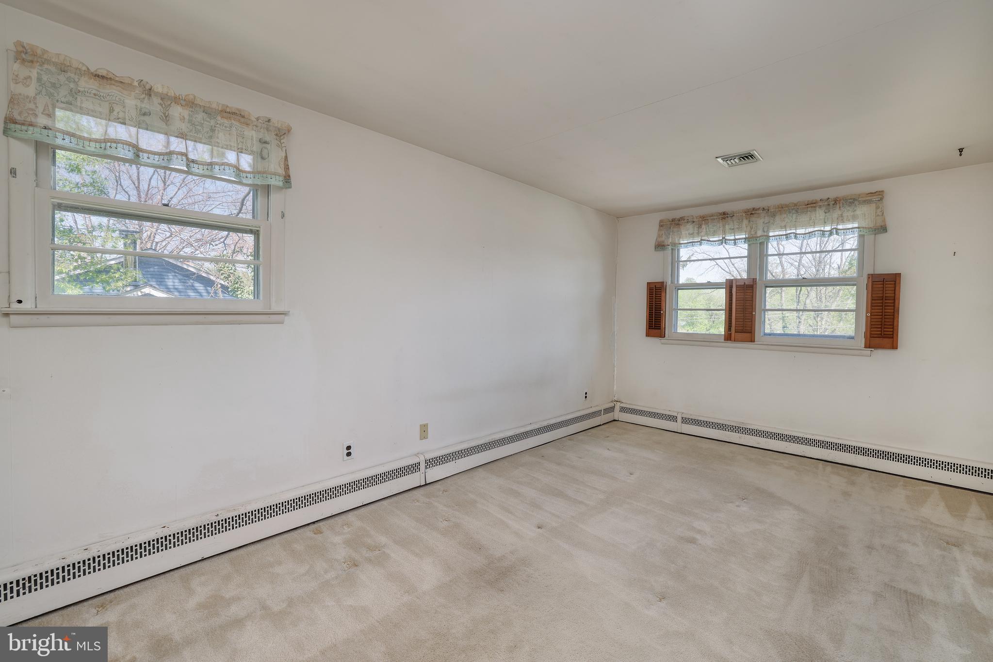 CARRIAGE HILL - Residential