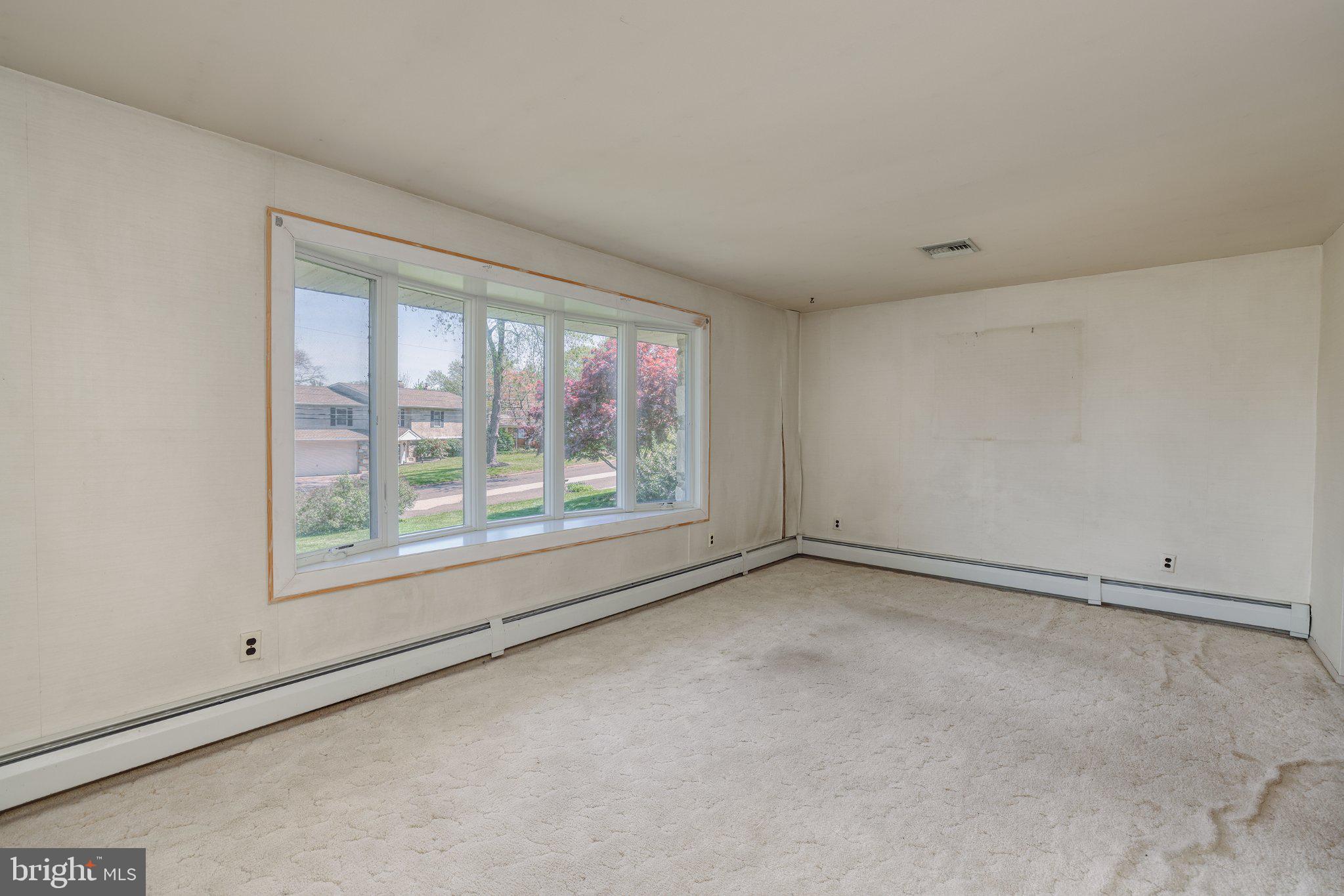 CARRIAGE HILL - Residential