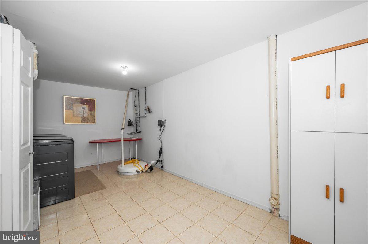 WILLOW RIDGE - Residential Lease