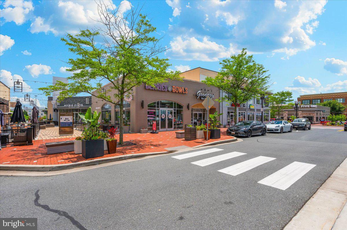 WILLOW RIDGE - Residential Lease