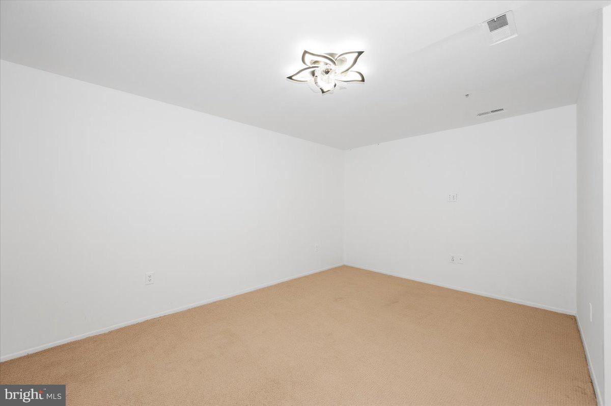 WILLOW RIDGE - Residential Lease