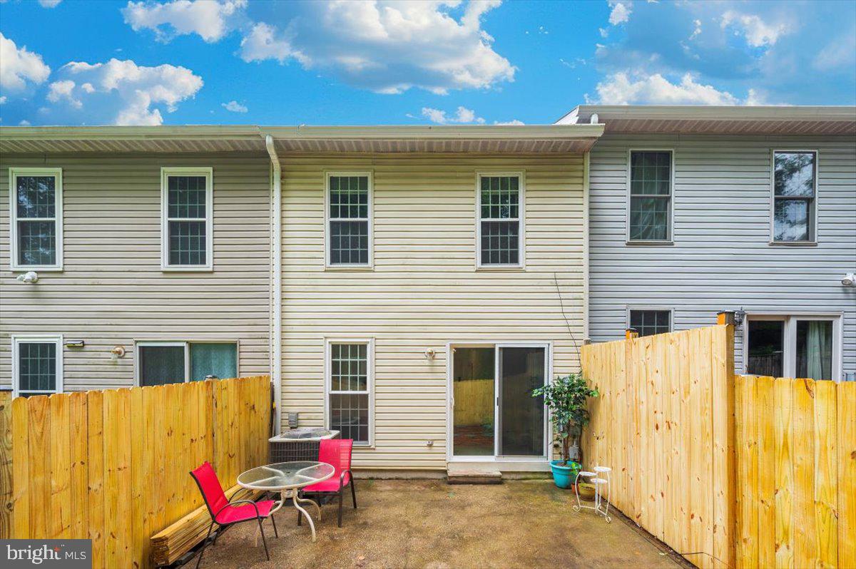 WILLOW RIDGE - Residential Lease