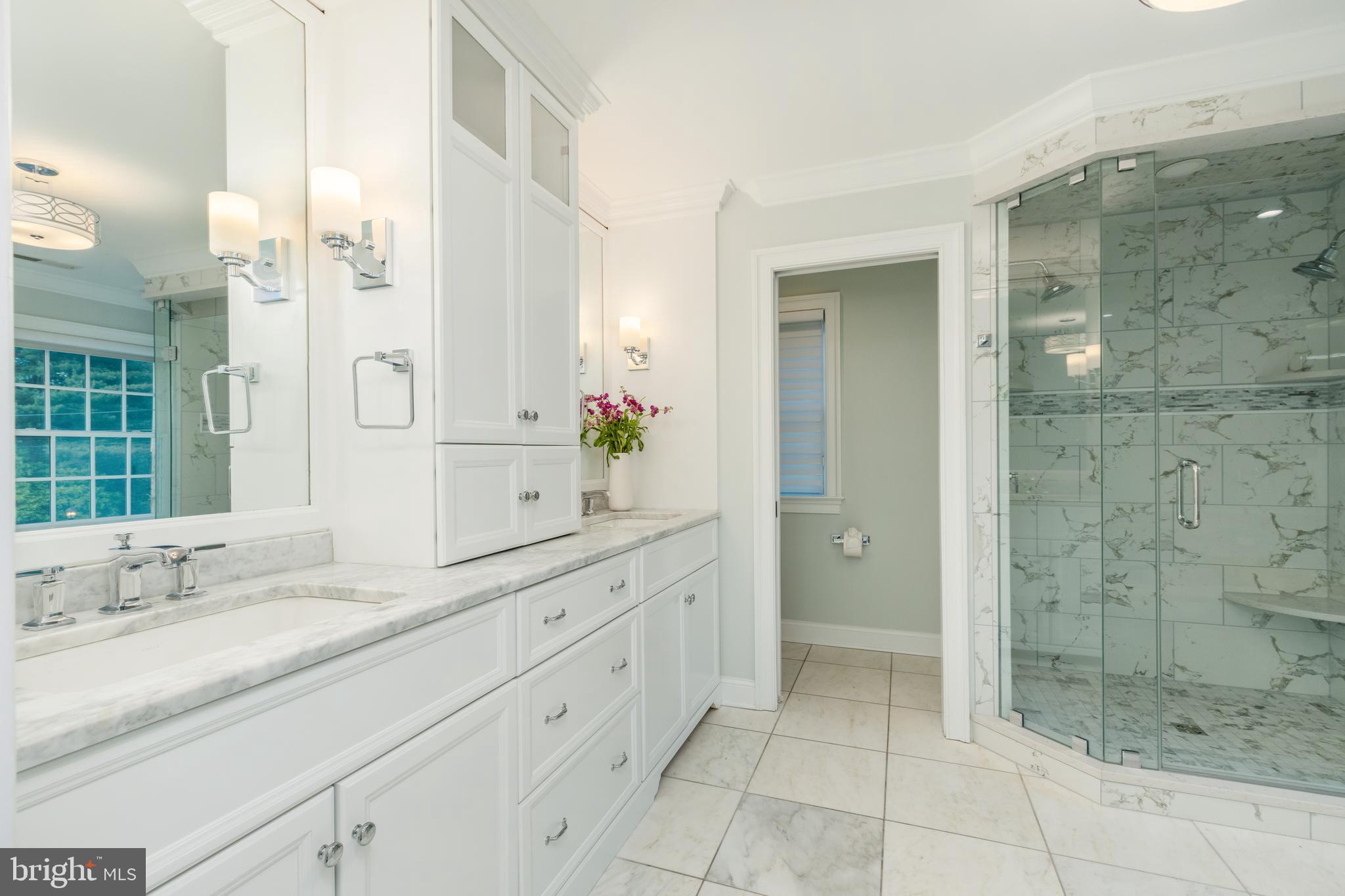 ARONWOLD - Residential