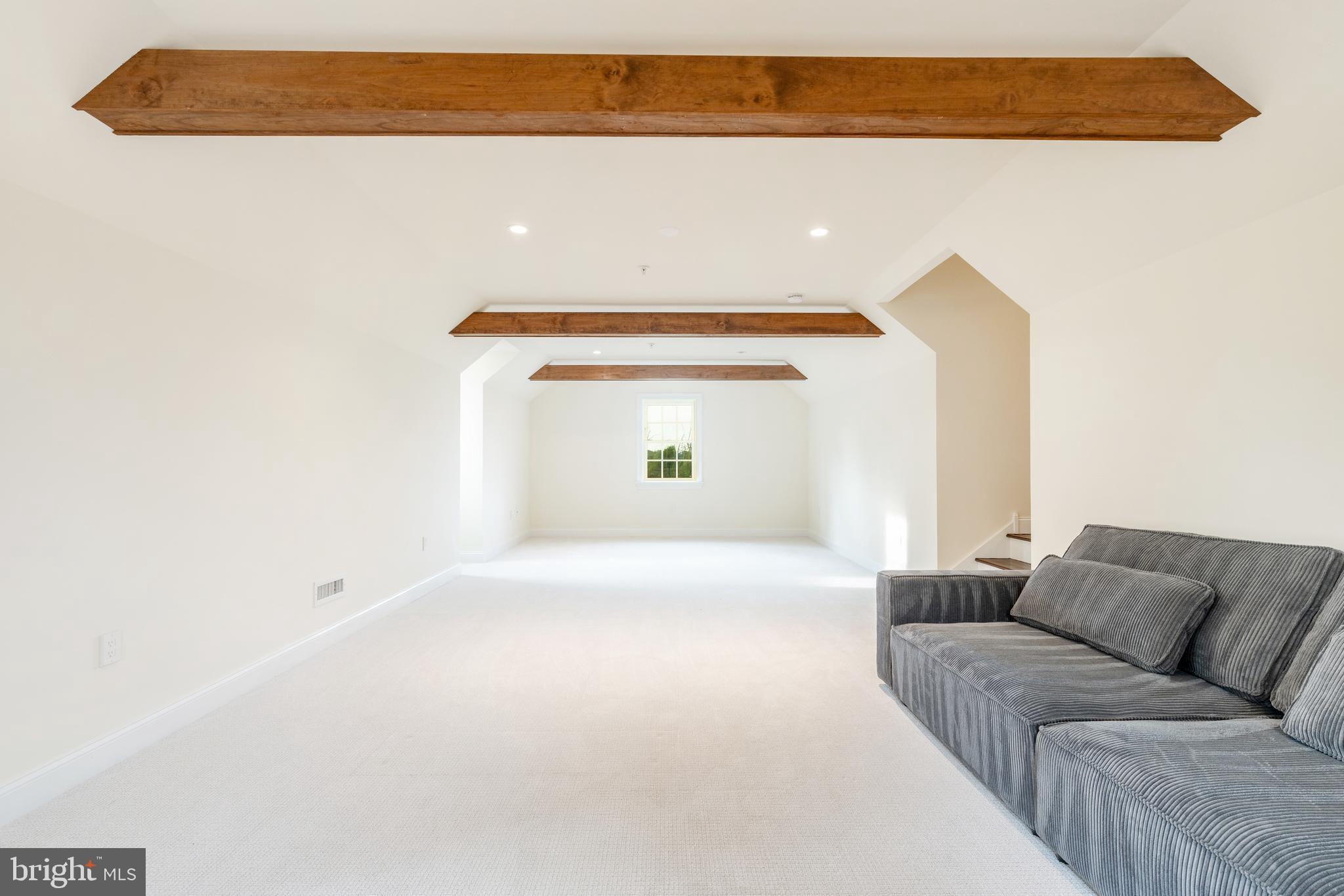 ARONWOLD - Residential